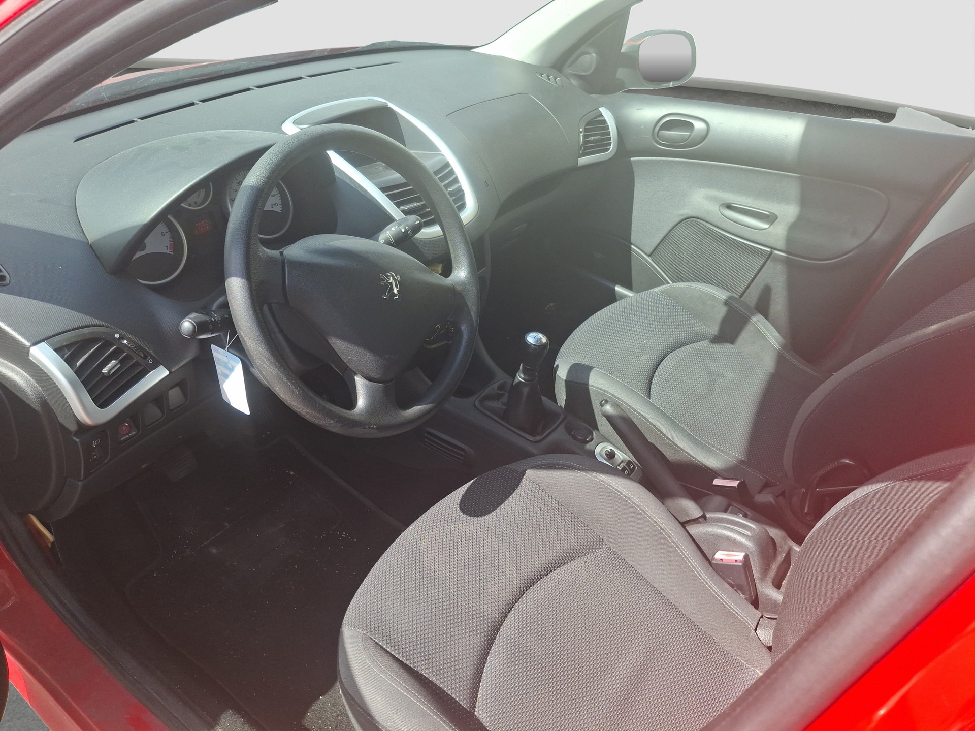 PEUGEOT 206+ 1.4 Trendy-image-6