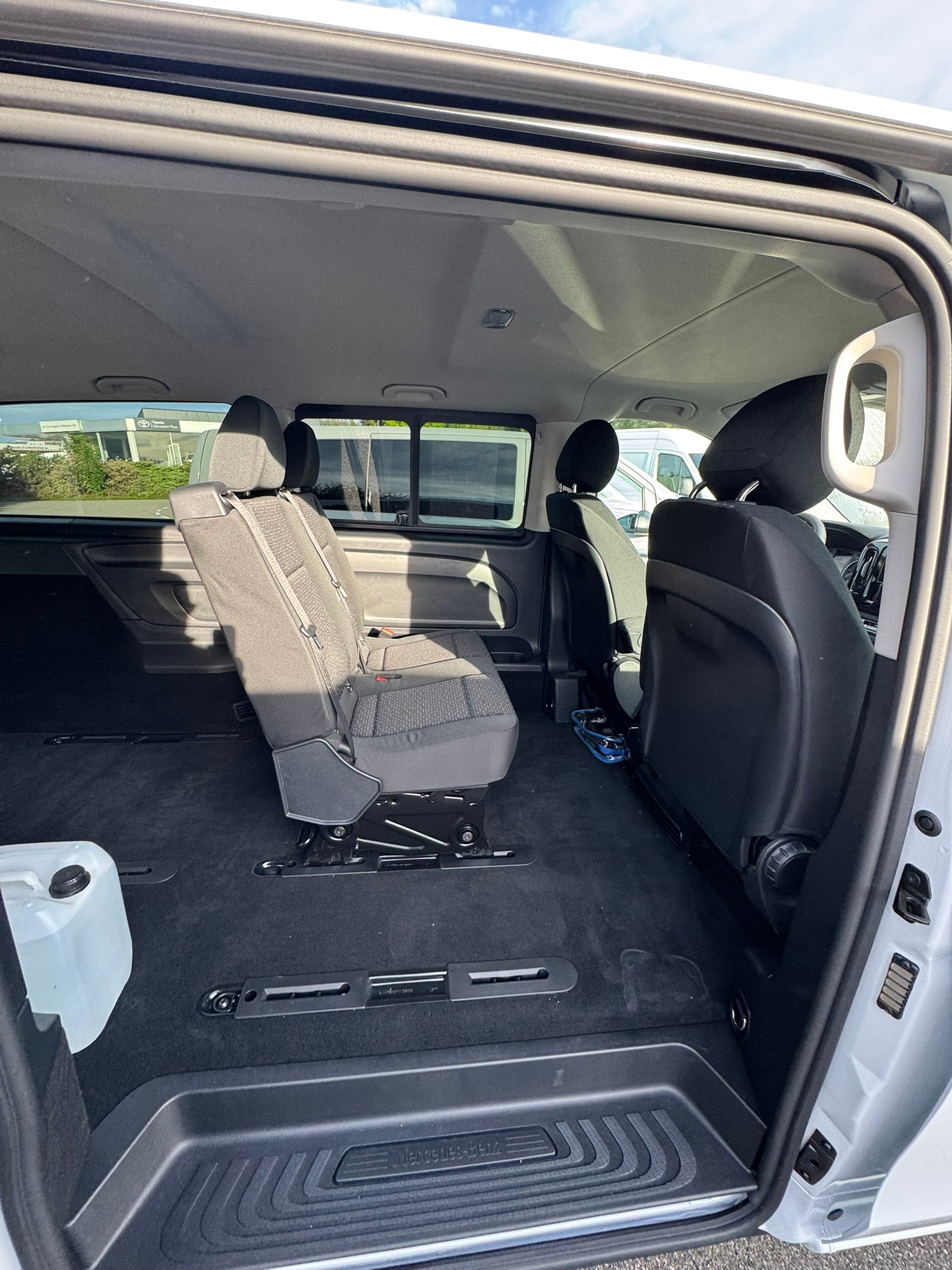 MERCEDES-BENZ Vito 116 CDI Extralang Tourer 9G-Tronic 4M Pro-image-5
