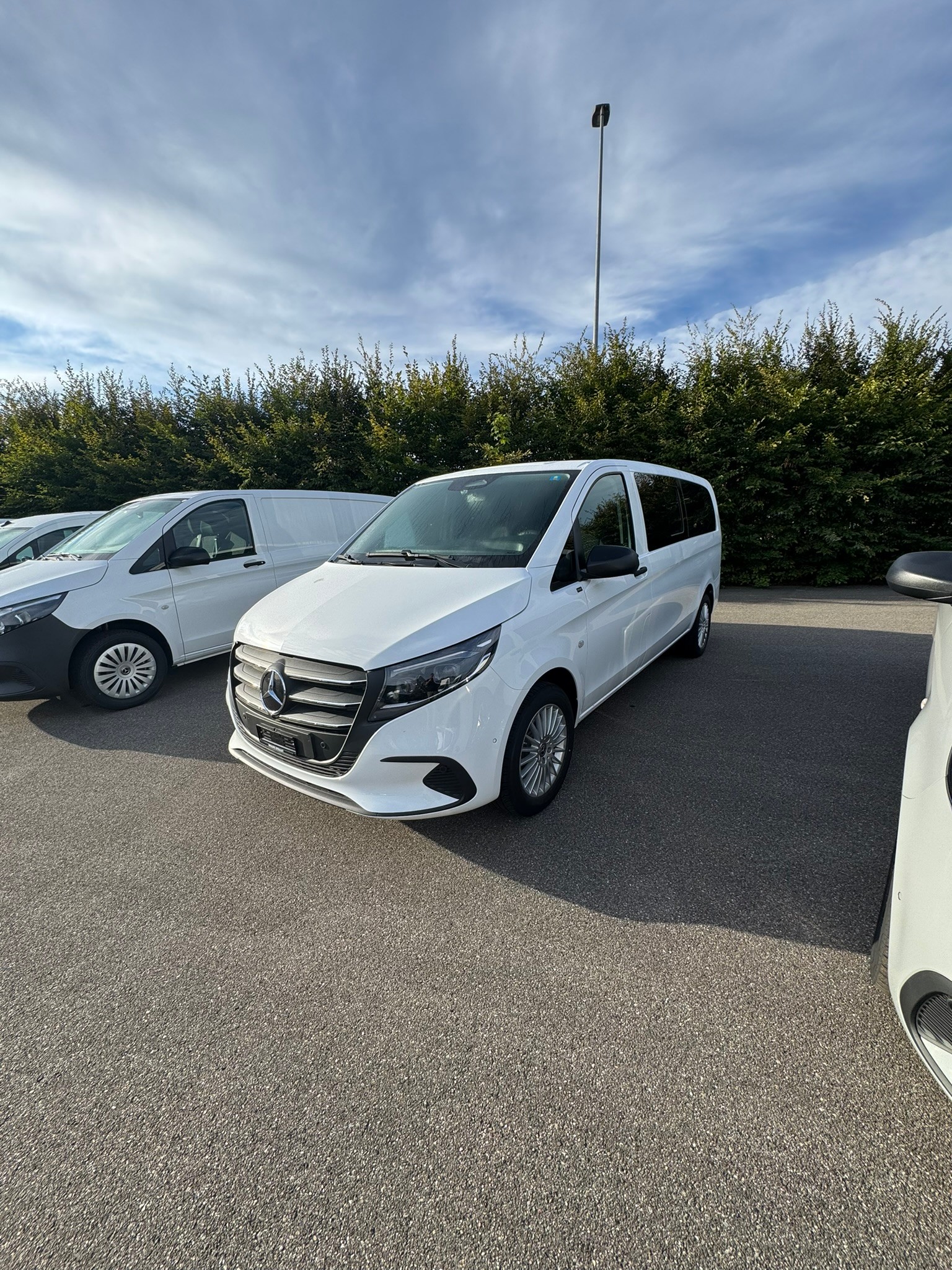 MERCEDES-BENZ Vito 116 CDI Extralang Tourer 9G-Tronic 4M Pro