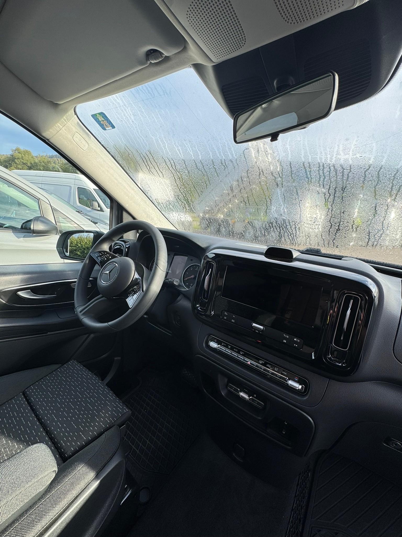 MERCEDES-BENZ Vito 116 CDI Extralang Tourer 9G-Tronic 4M Pro-image-6