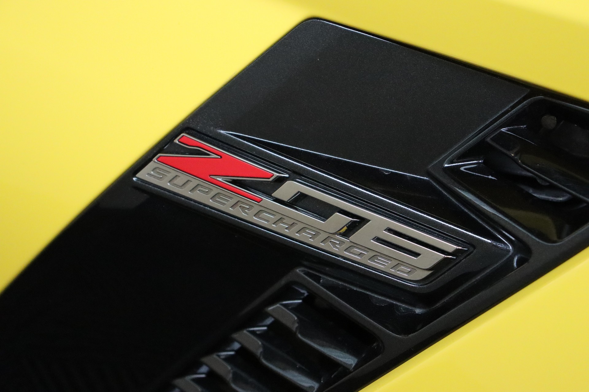 CHEVROLET Corvette Coupé Z06 3LZ Automatic-image-6