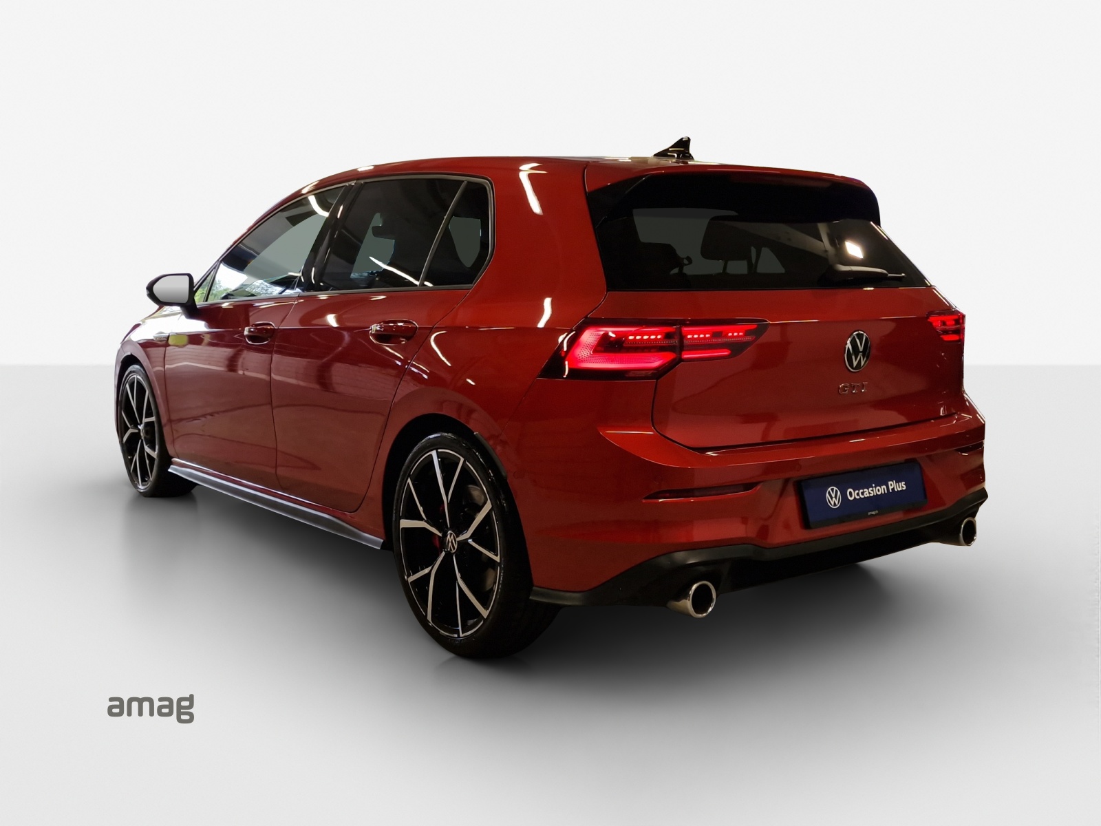 VW Golf 2.0 TSI GTI DSG-image-2