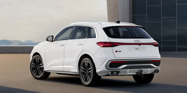 AUDI SQ5 TFSI quattro S-tronic-image-2