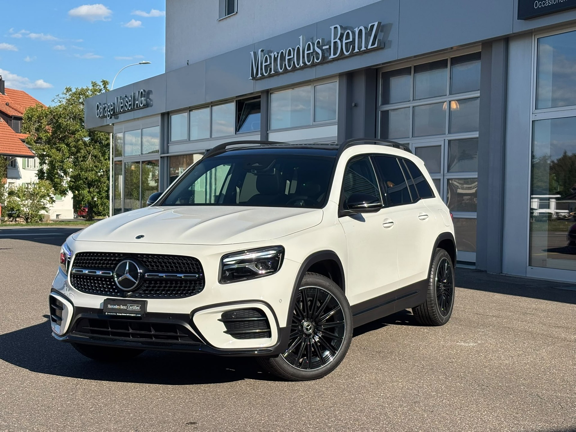 MERCEDES-BENZ GLB 250 AMG-Line 4Matic-image-0