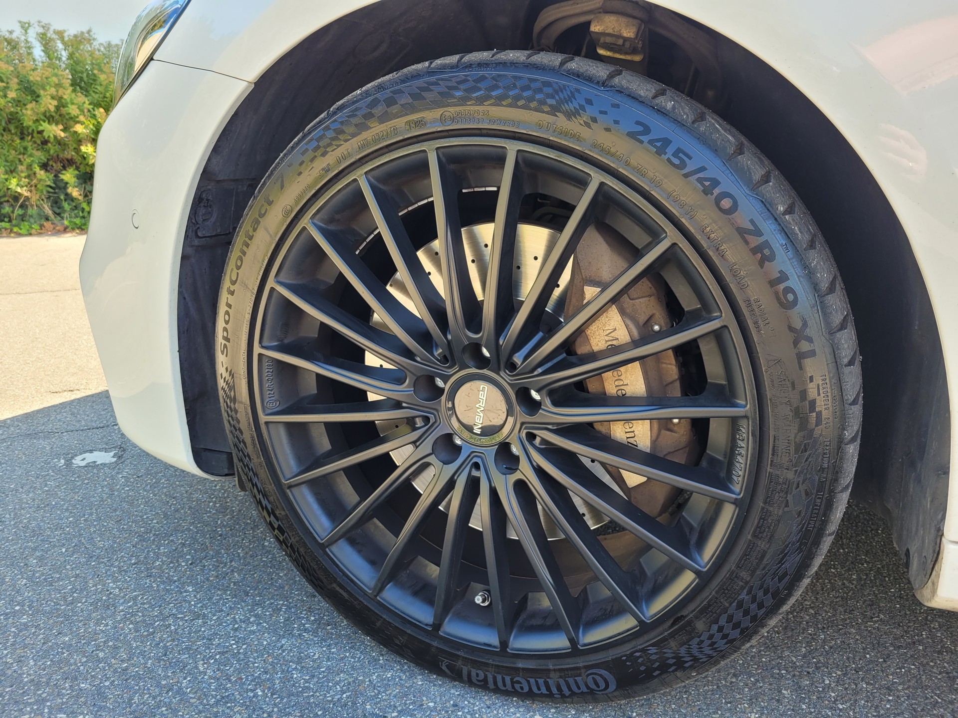 MERCEDES-BENZ E 450 AMG Line 4matic-image-5
