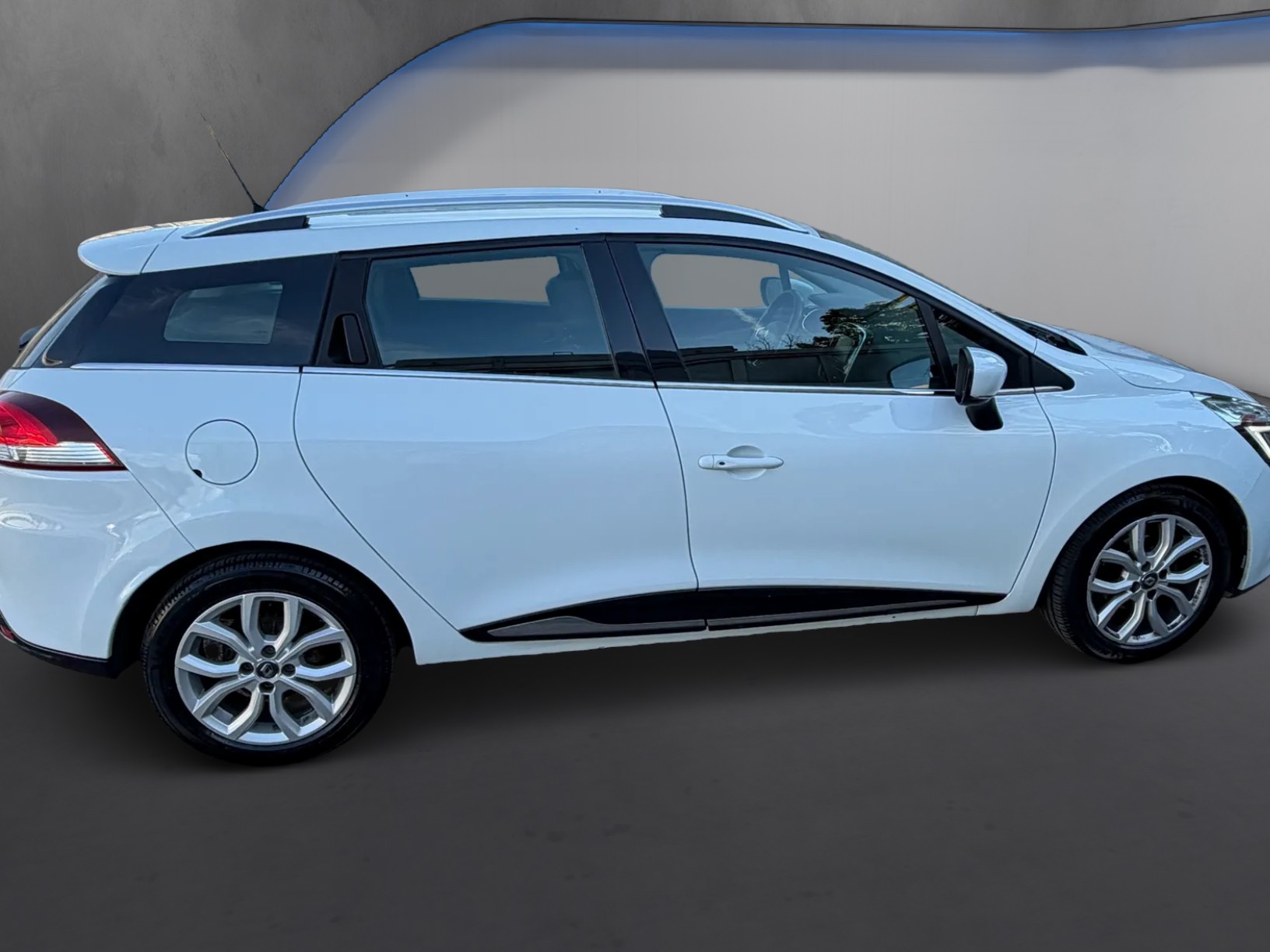 RENAULT Clio Grandtour 1.5 dCi Business Line-image-7