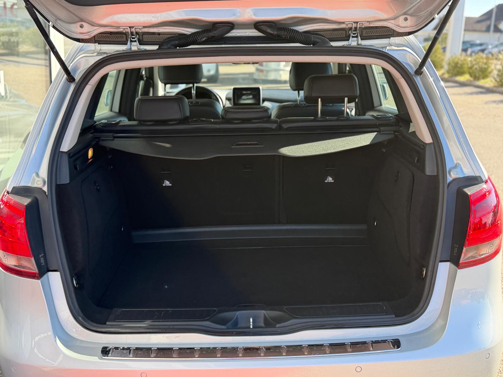 MERCEDES-BENZ B 200 CDI Urban 7G-DCT-image-5
