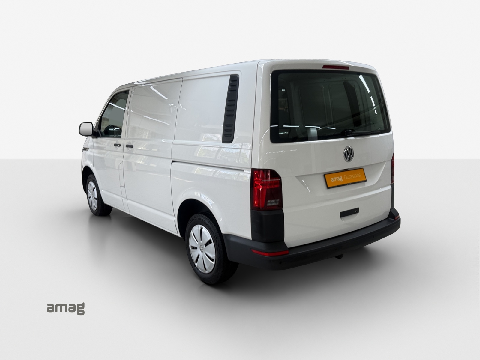 VW T6.1 2.0 TDI DSG-image-2