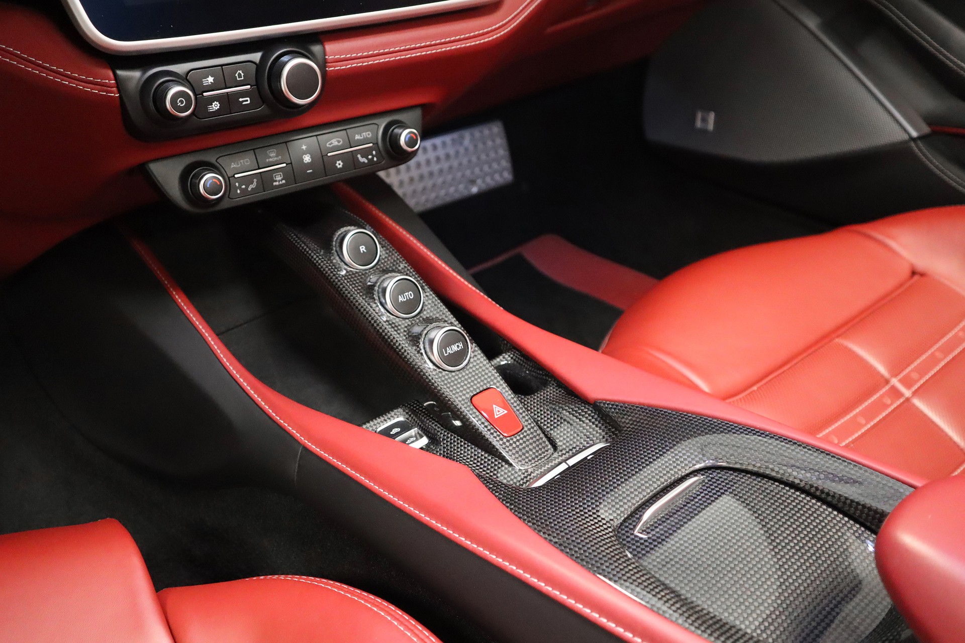 FERRARI Portofino 3.9 V8 T-image-10