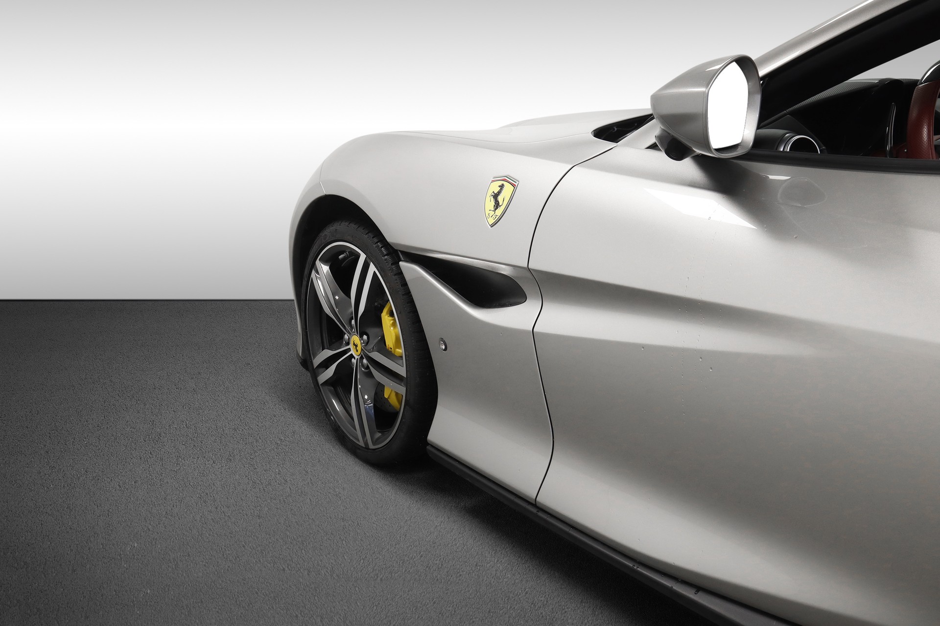 FERRARI Portofino 3.9 V8 T-image-8