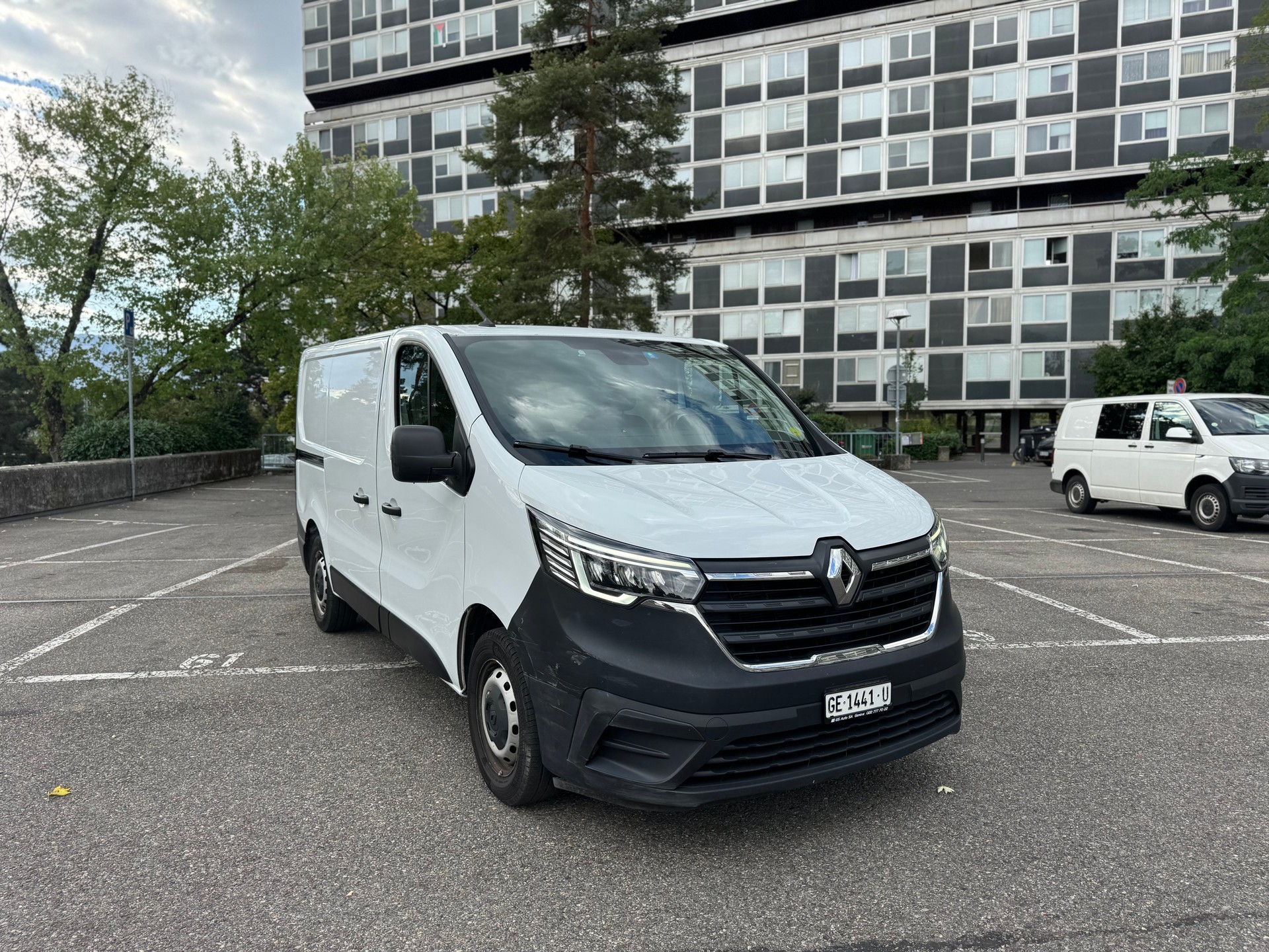 RENAULT Trafic 2.0 Blue dCi110 Access L1H1-image-4