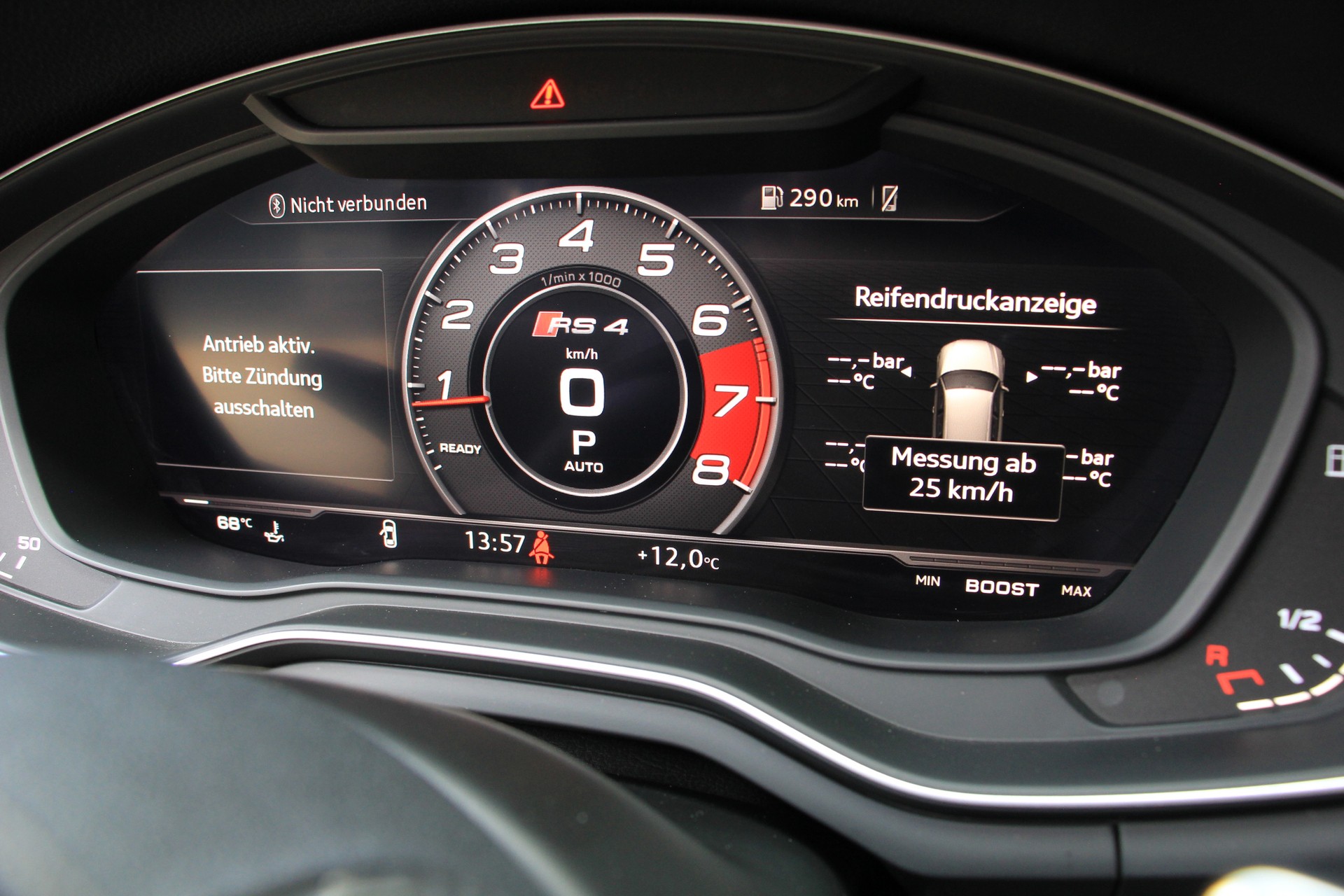AUDI RS4 Avant 2.9 TFSI quattro tiptronic-image-18