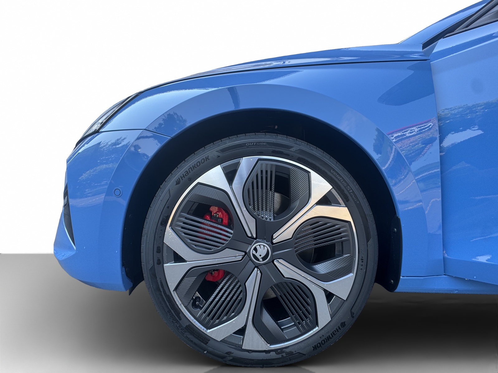 SKODA Octavia Combi 2.0 TSI RS 30 Years Edition DSG-image-11