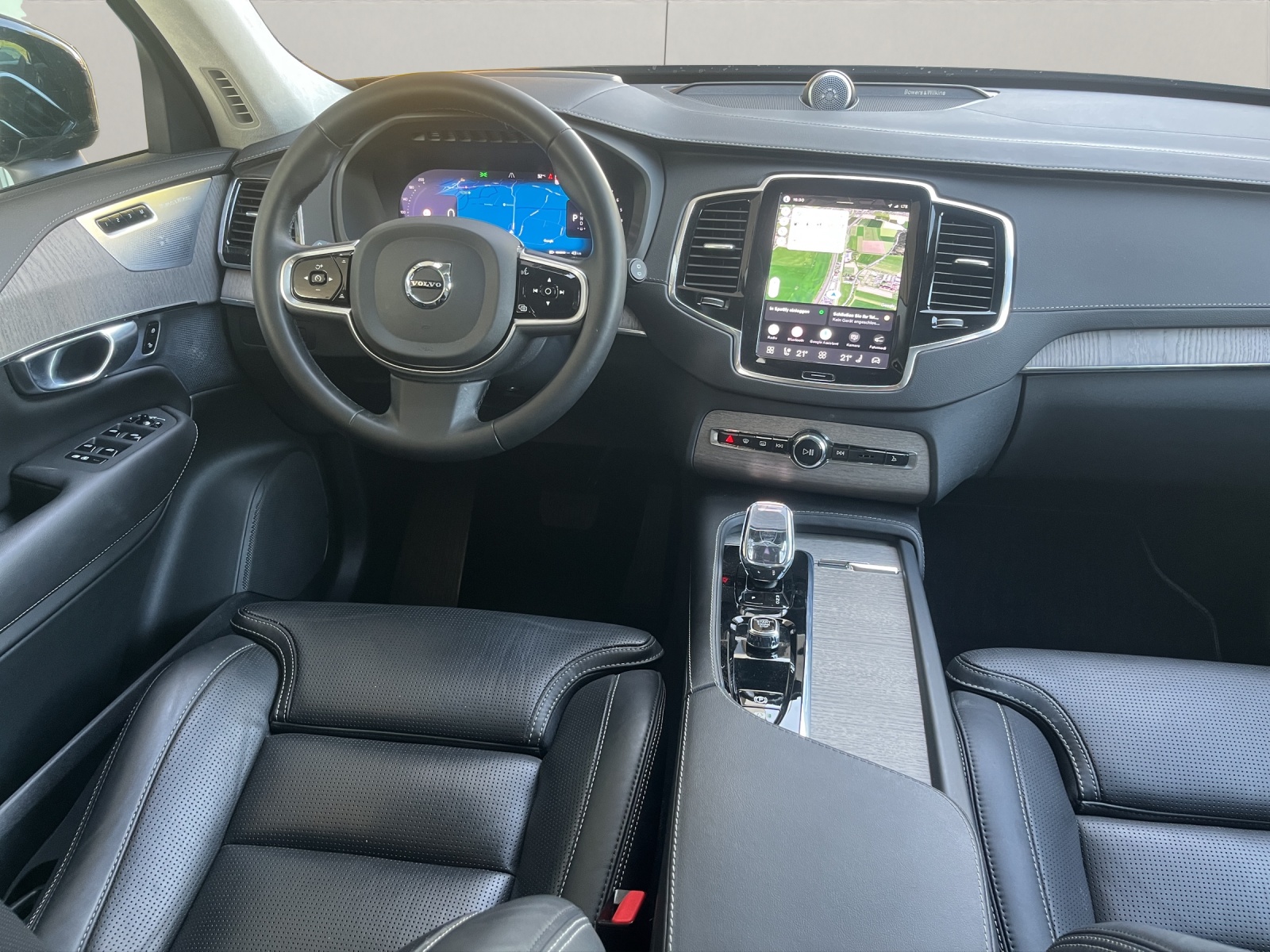 VOLVO XC90 2.0 T8 TE Ultimate Dark 7P. eAWD-image-9