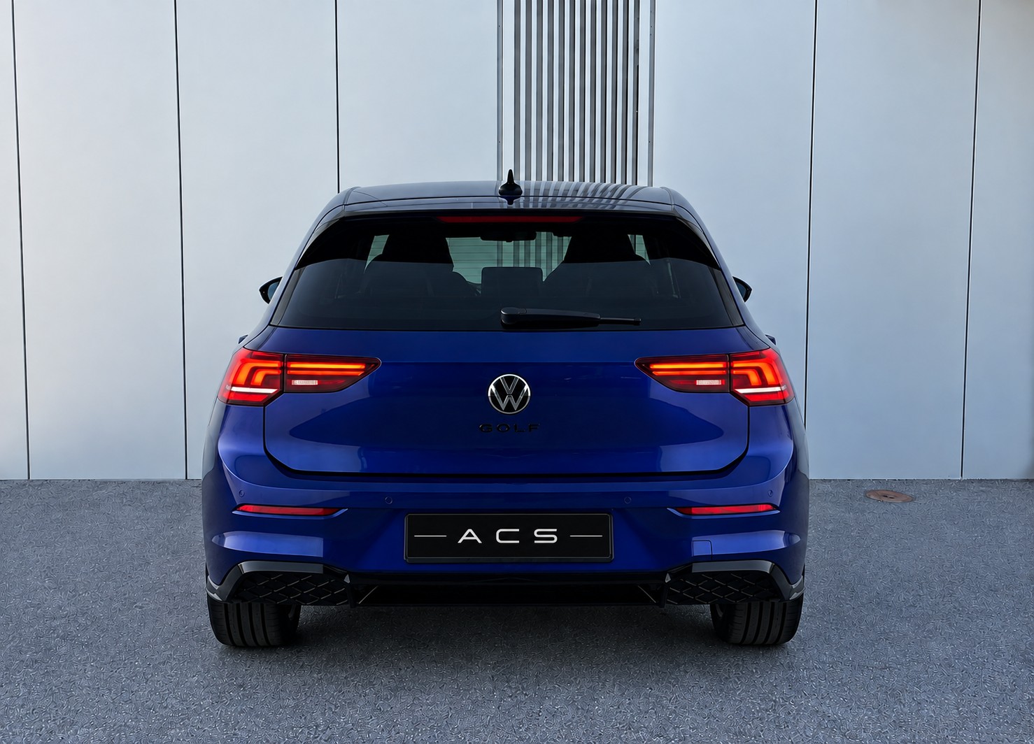 VW Golf 2.0 TDI R-Line DSG-image-2