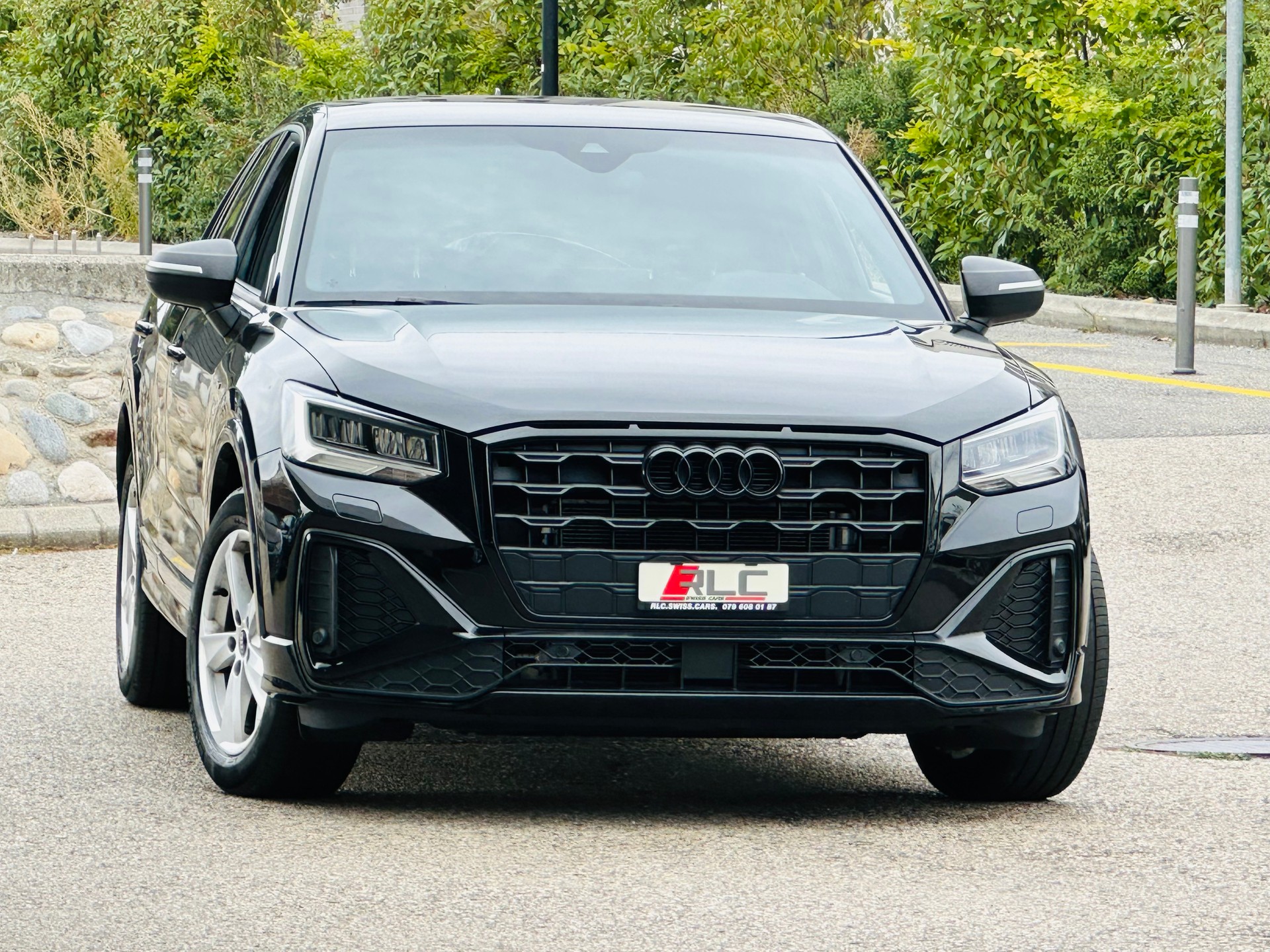 AUDI Q2 35 TFSI S line S-tronic-image-1