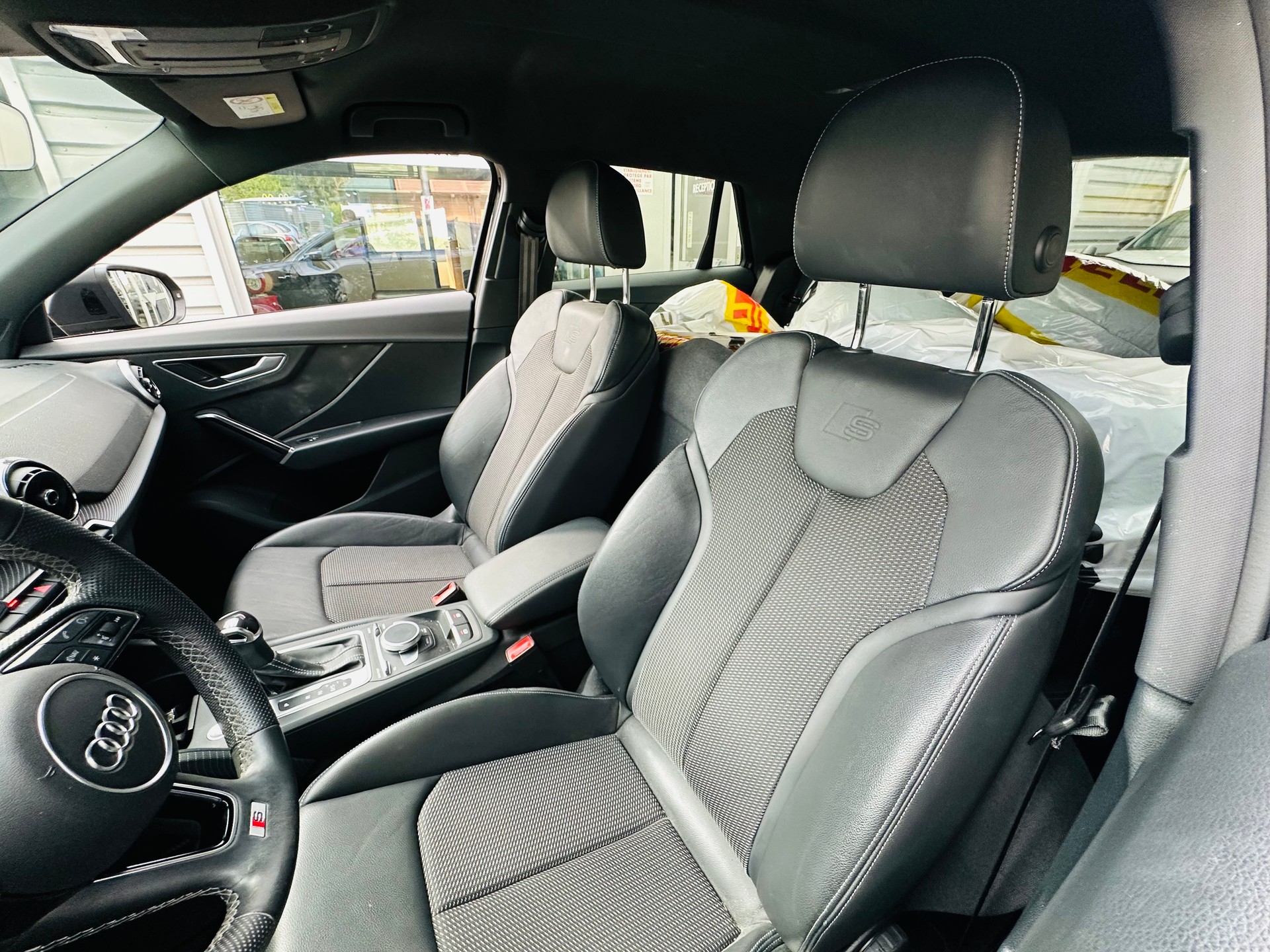AUDI Q2 35 TFSI S line S-tronic-image-13
