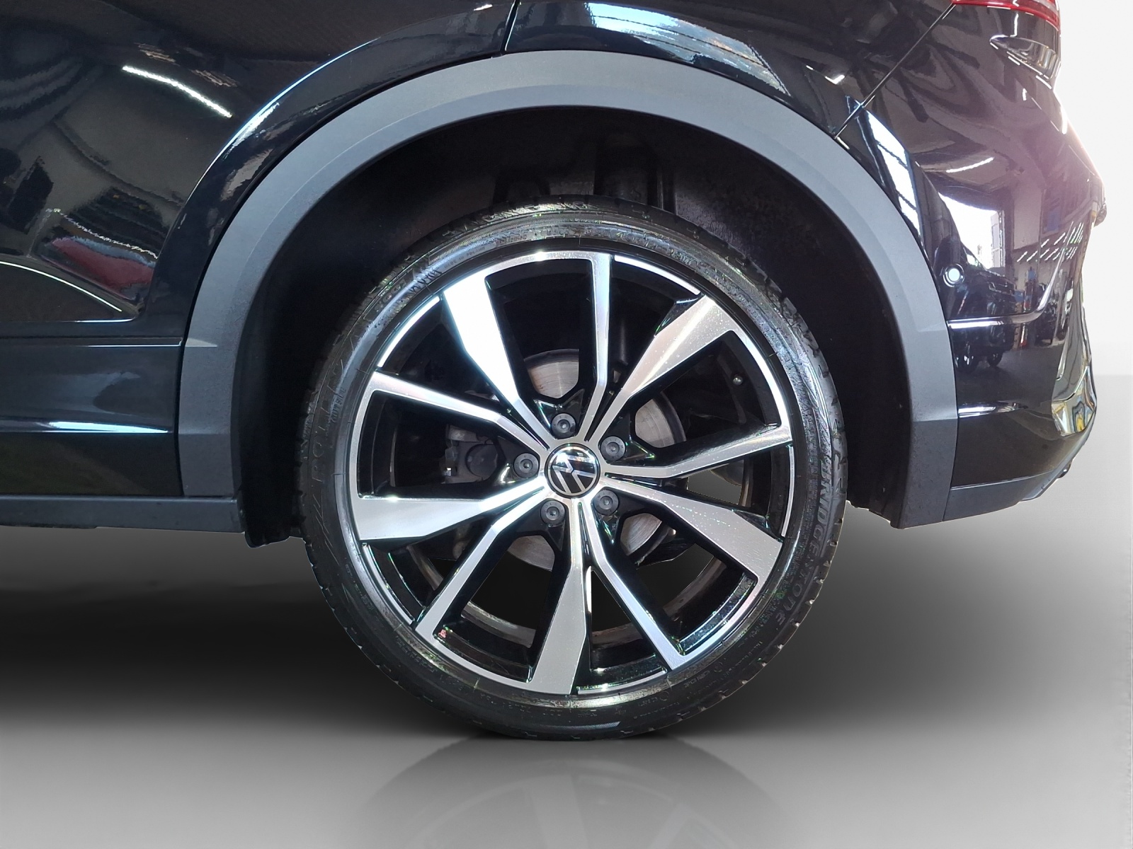 VW T-Roc 2.0 TSI R-Line DSG 4Motion-image-13