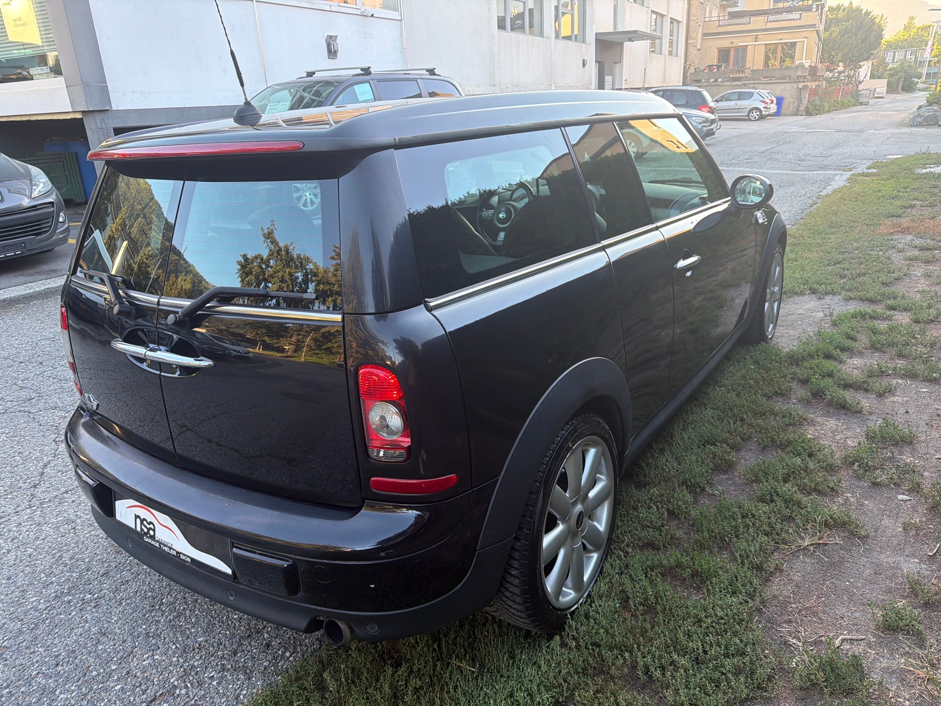 MINI Clubman Cooper-image-7