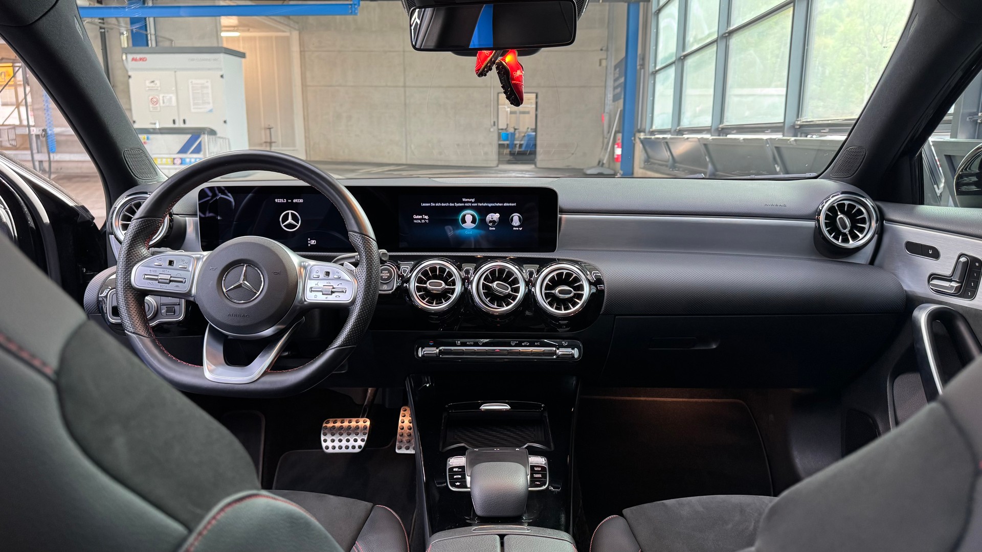MERCEDES-BENZ A 250 AMG Line 4m-image-7