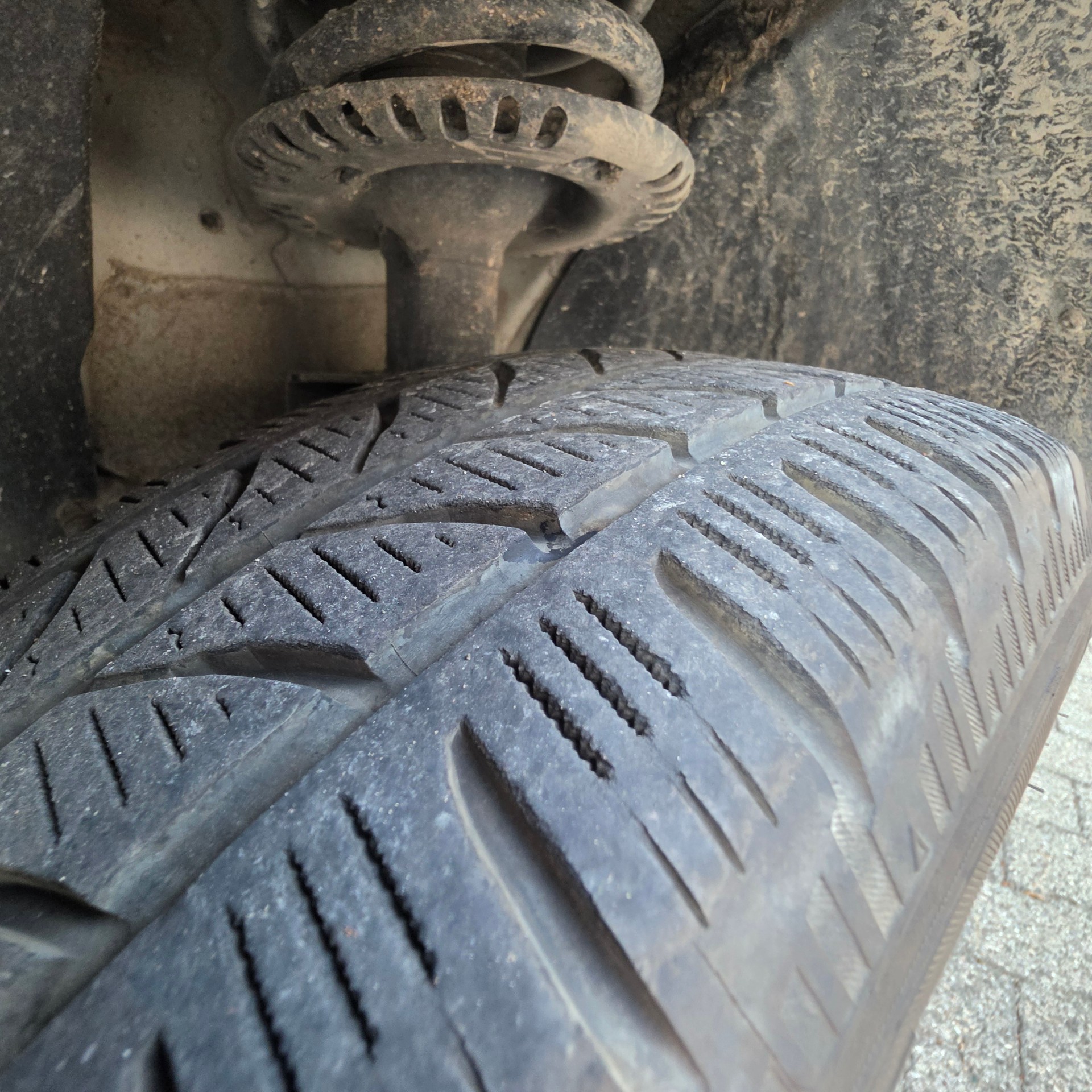 VW T5 2.0 TDI Entry-image-8