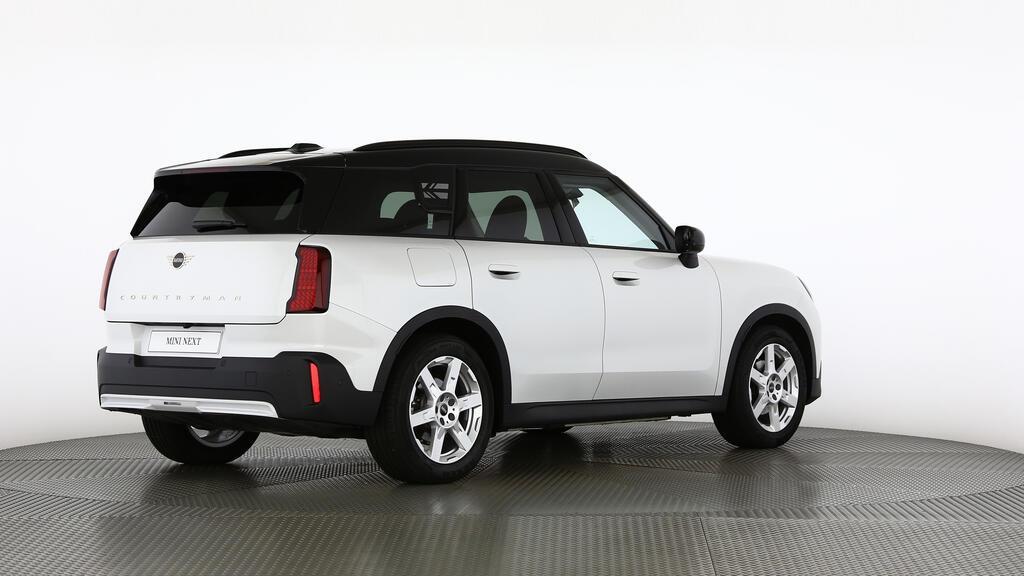 MINI Countryman E-image-3