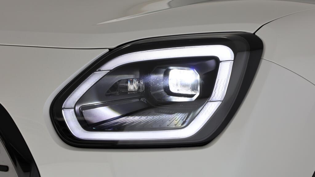 MINI Countryman E-image-15