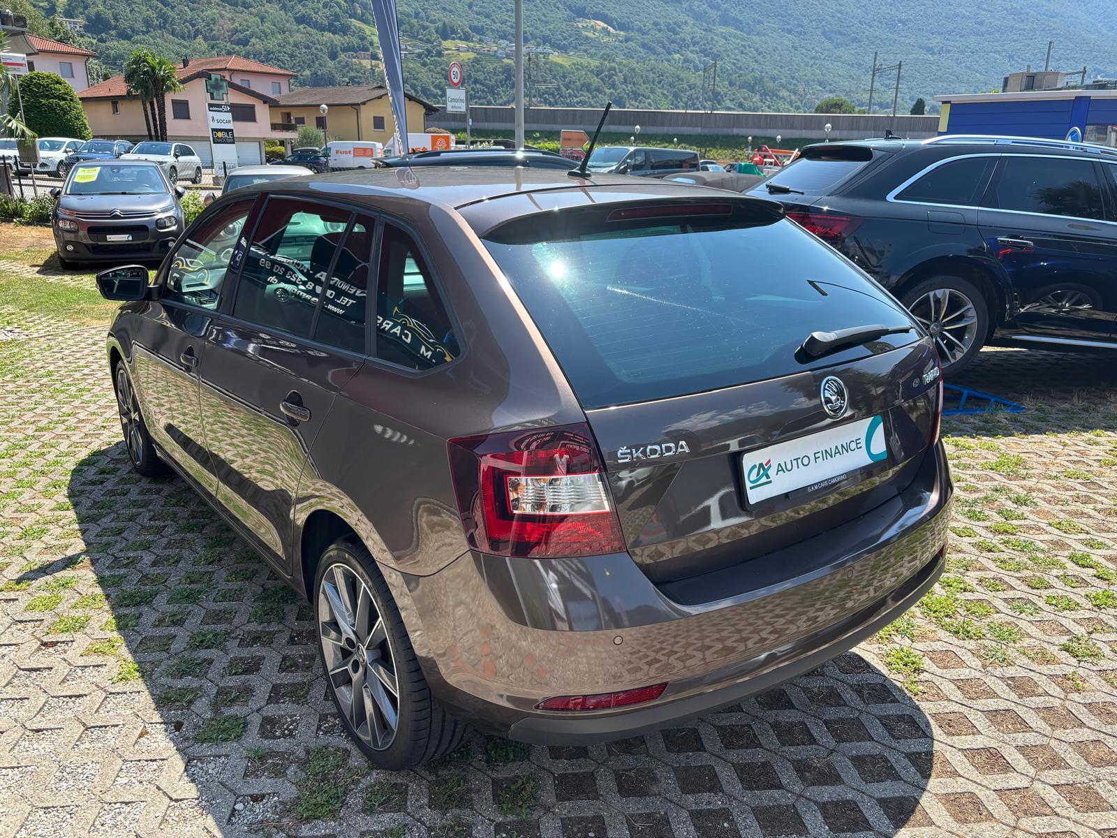 SKODA Rapid Spaceback 1.0 TSI Advantage DSG-image-4