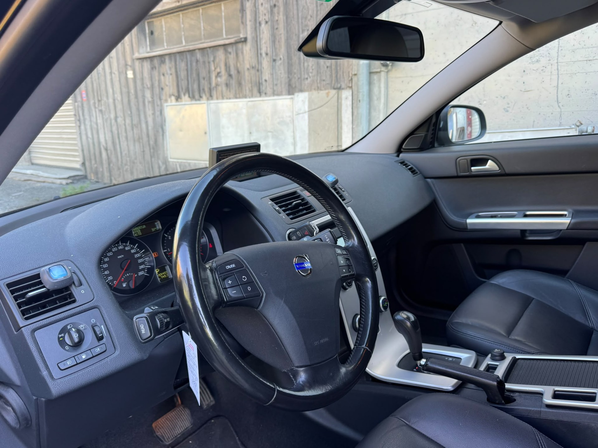 VOLVO V50 D3 Business Edition Geartronic-image-10