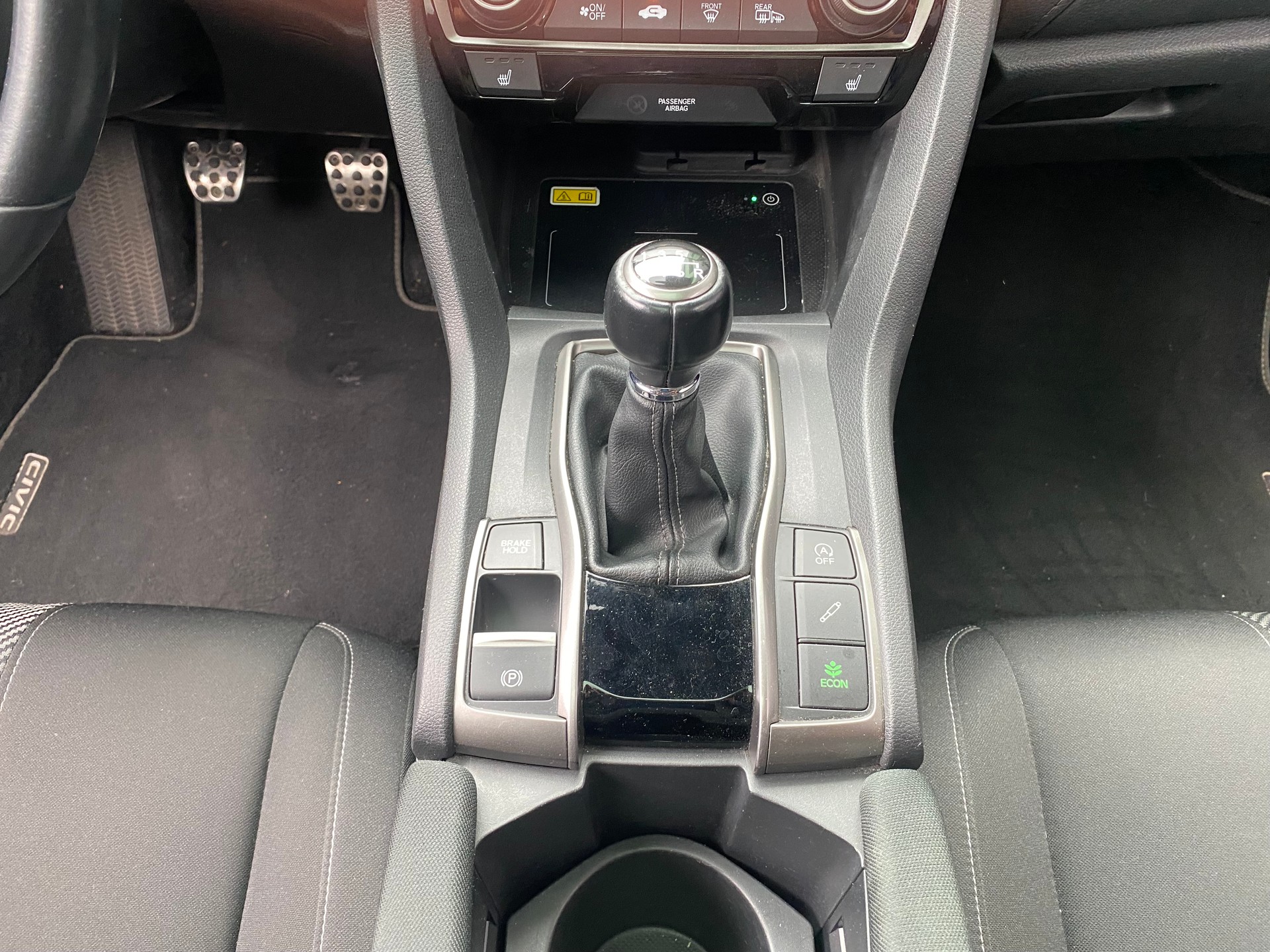 HONDA Civic 1.5 VTEC Sport Plus-image-25