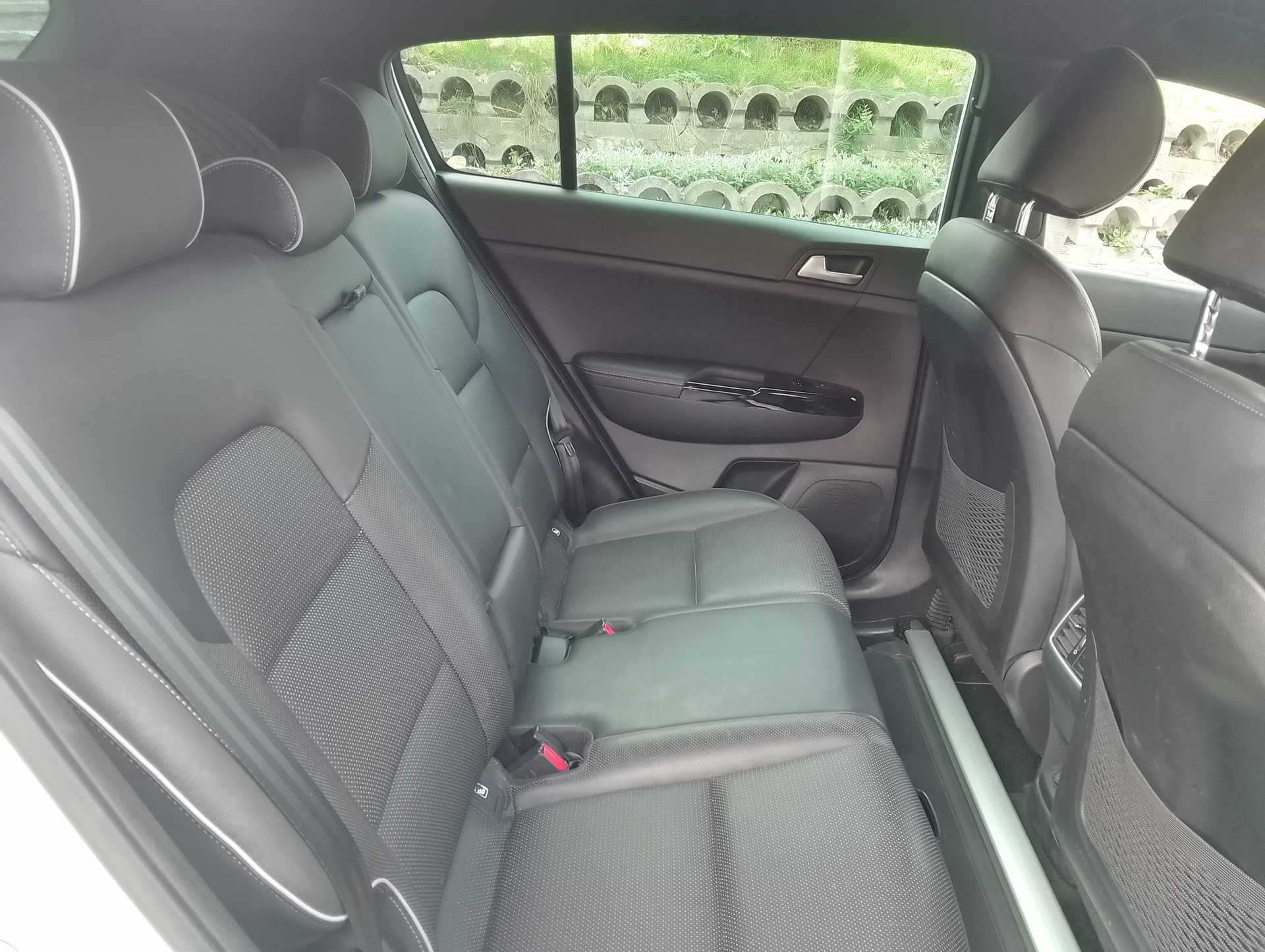 KIA Sportage 2.0CRDi Style GT Line 4WD Automat-image-15