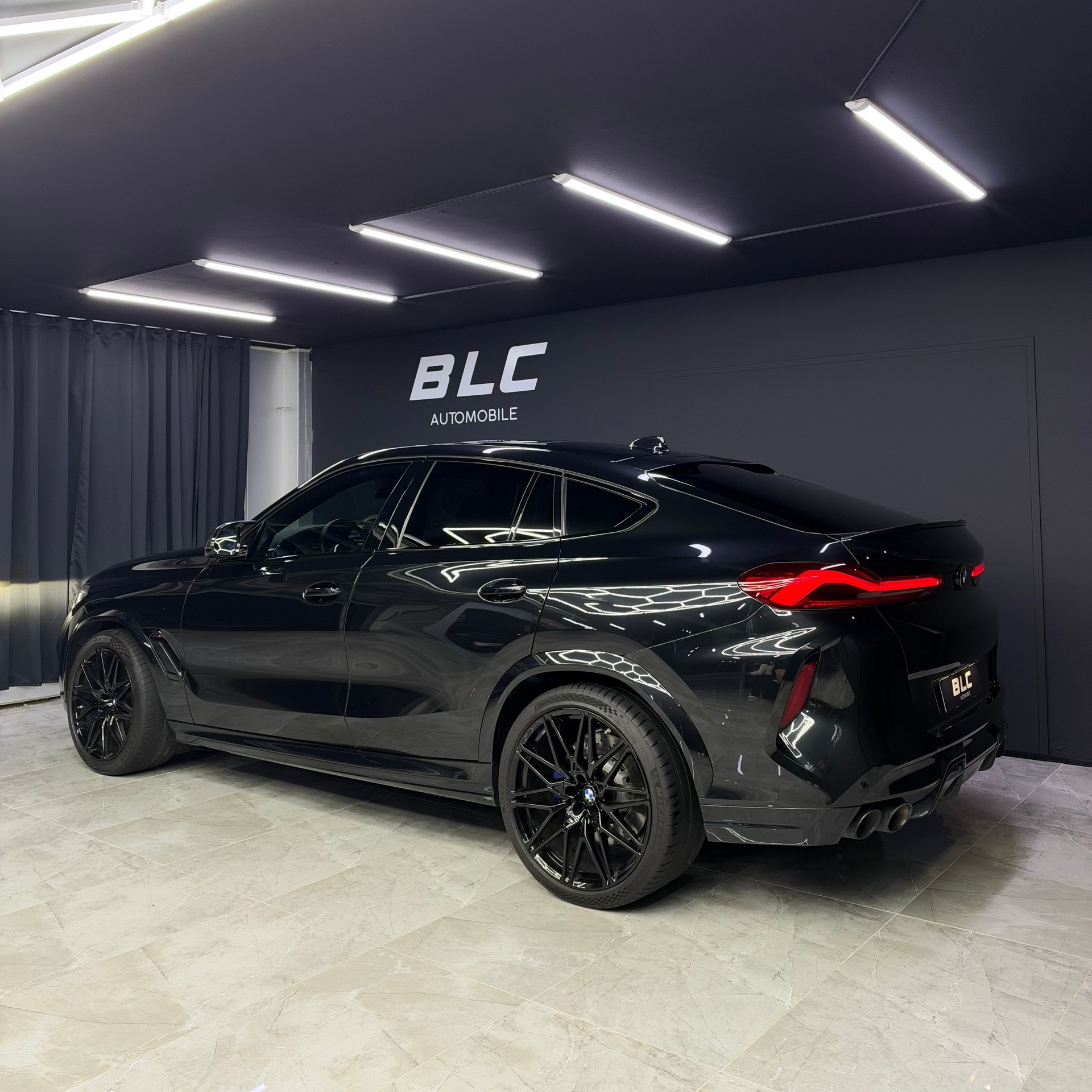 BMW X6M Steptronic M Competition-image-4
