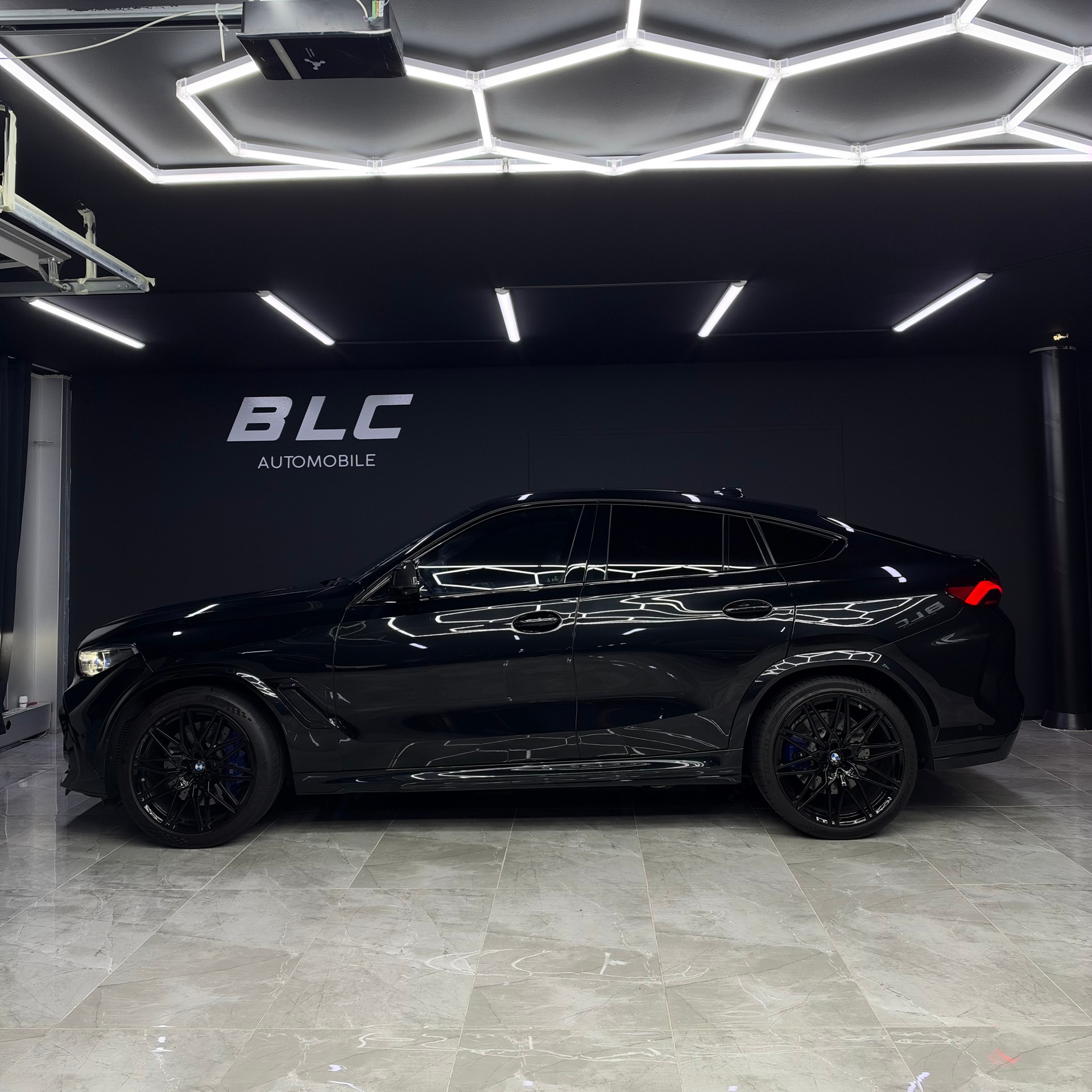 BMW X6M Steptronic M Competition-image-2