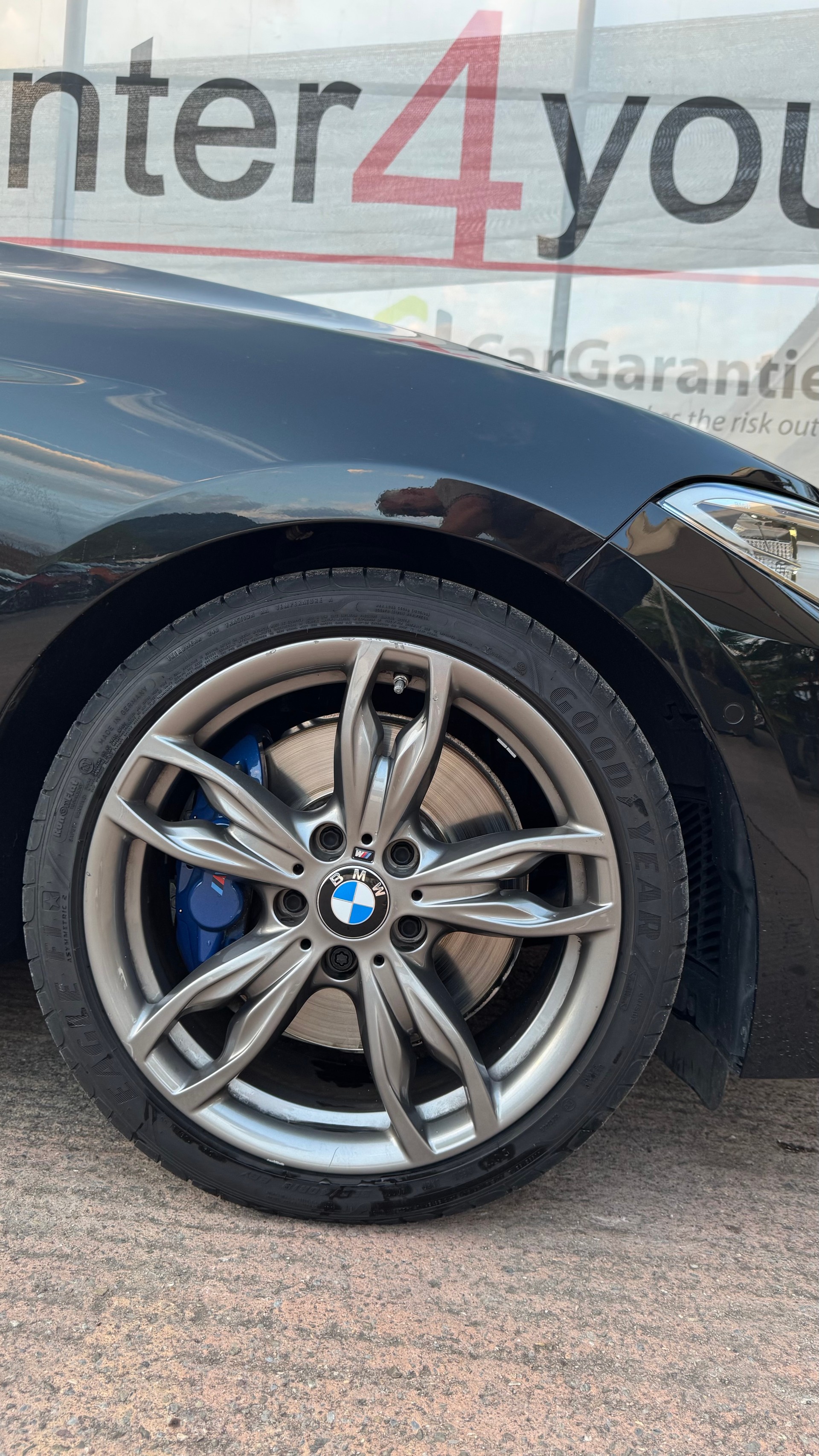 BMW M235i Steptronic-image-6