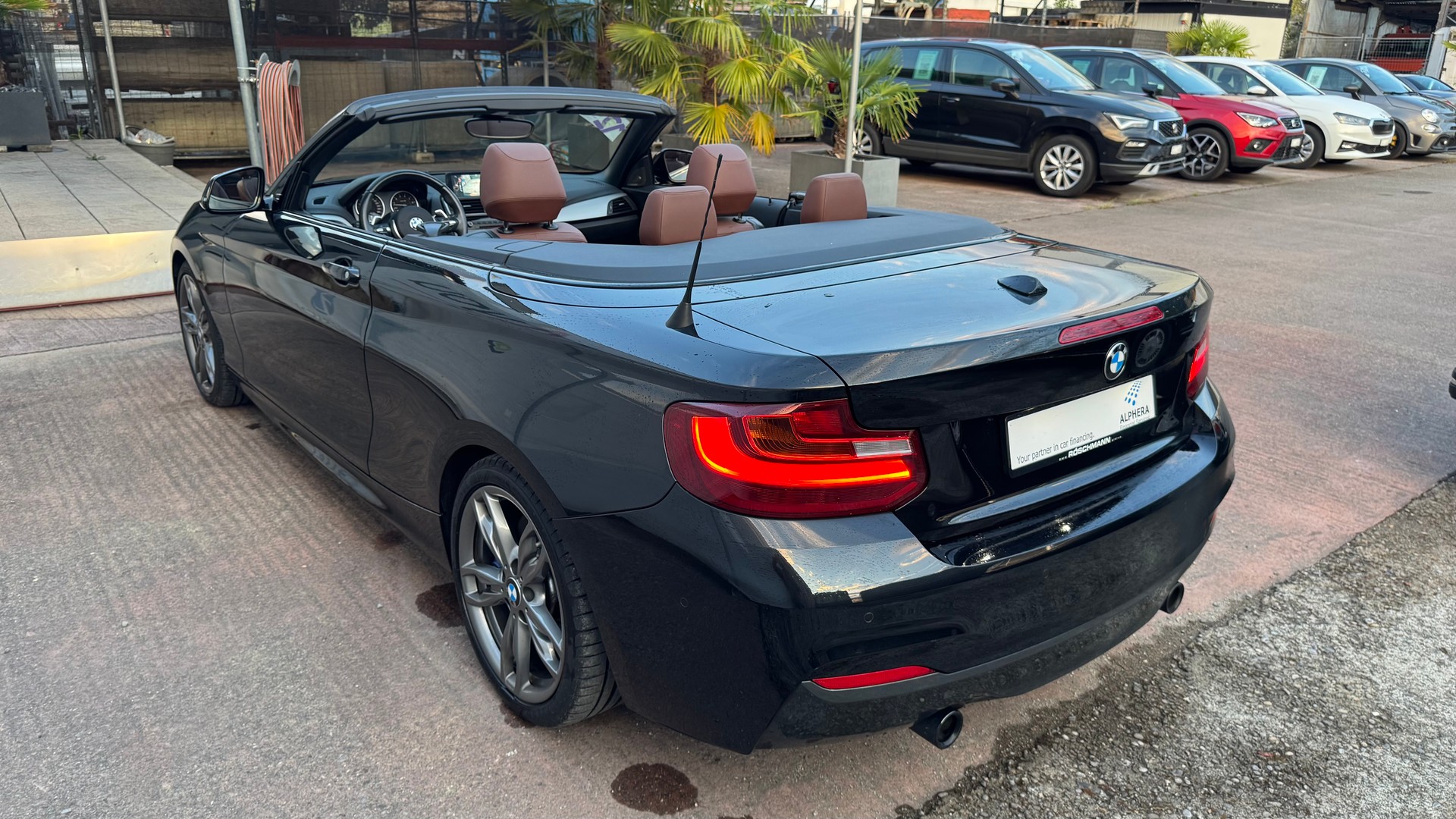BMW M235i Steptronic-image-11