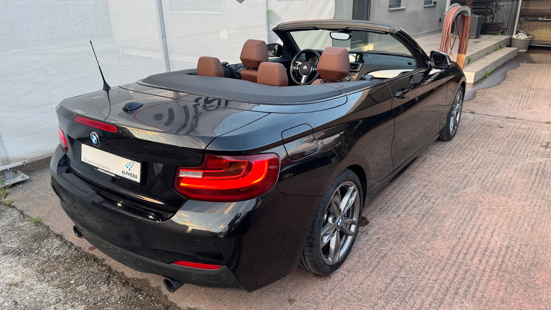BMW M235i Steptronic-image-9