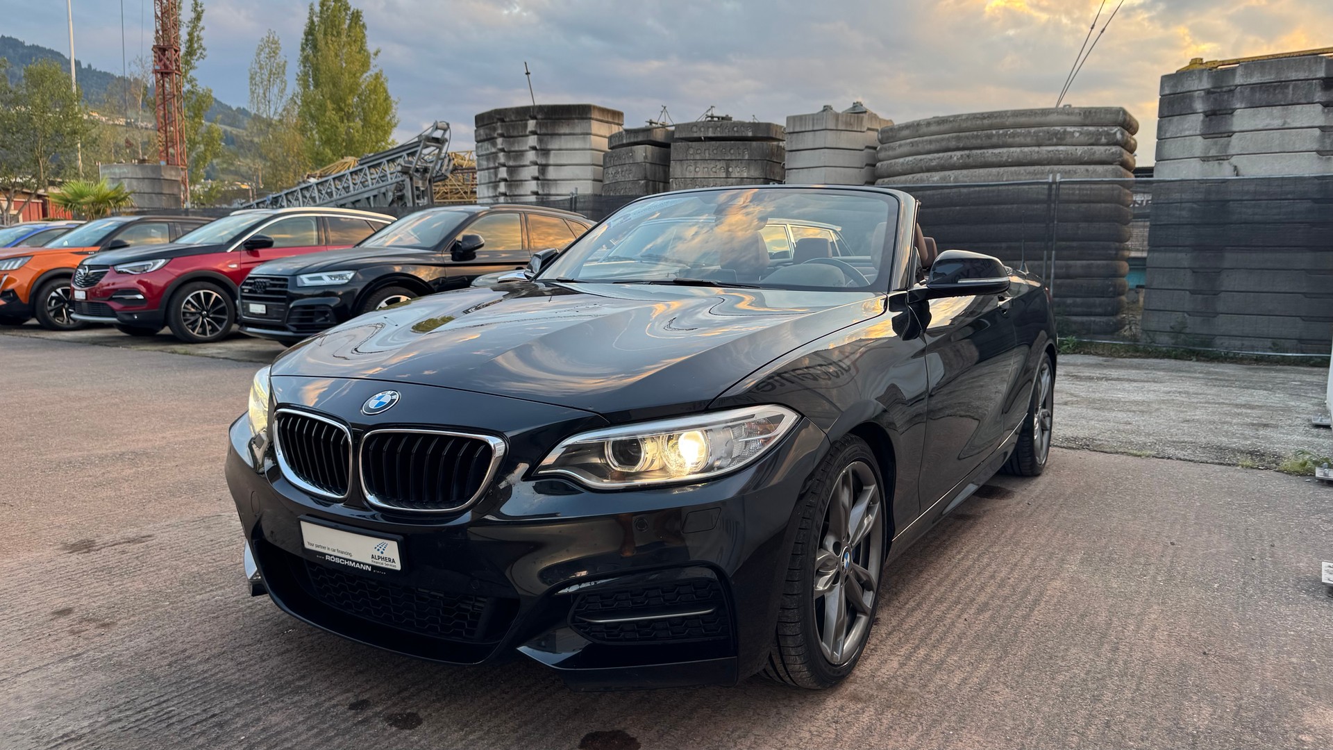 BMW M235i Steptronic-image-3