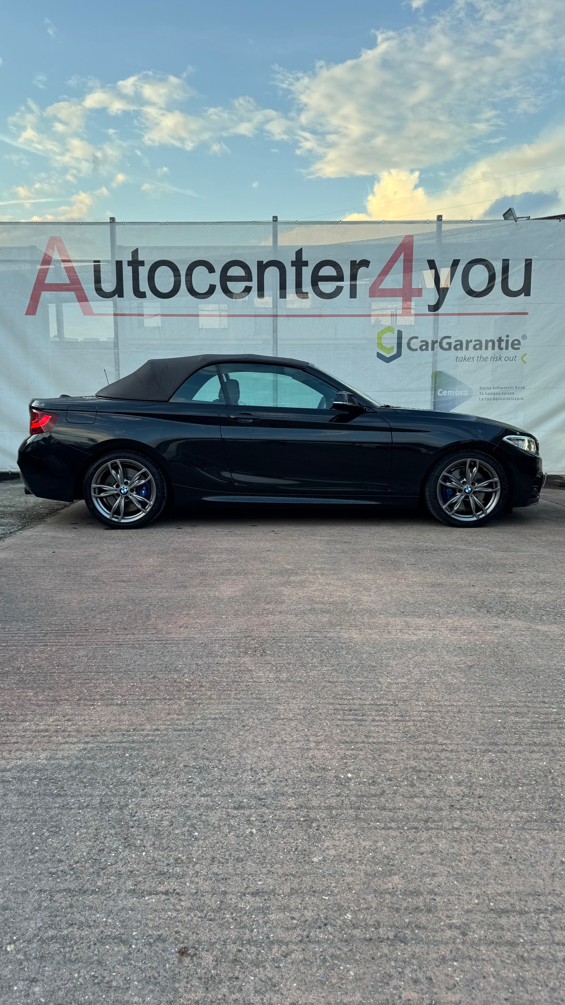 BMW M235i Steptronic-image-26