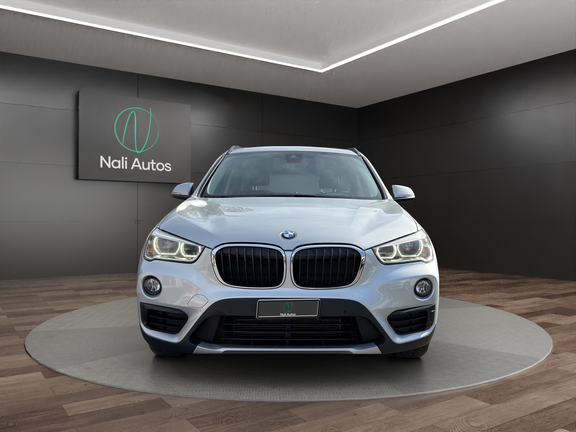 BMW X1 xDrive 18d Sport Line Steptronic-image-3