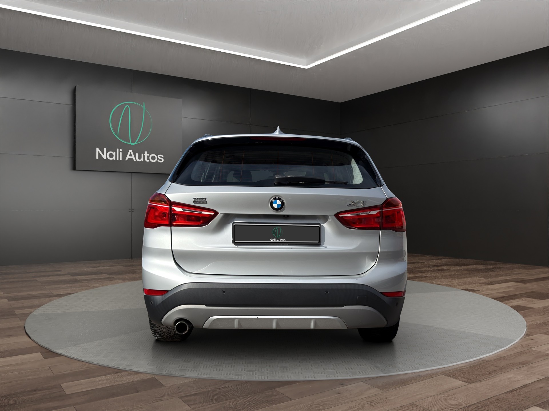 BMW X1 xDrive 18d Sport Line Steptronic-image-5