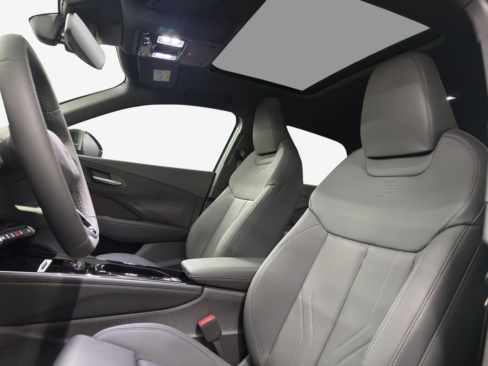 AUDI Q3 Sportback TFSI quattro 150 kW S tronic-image-14