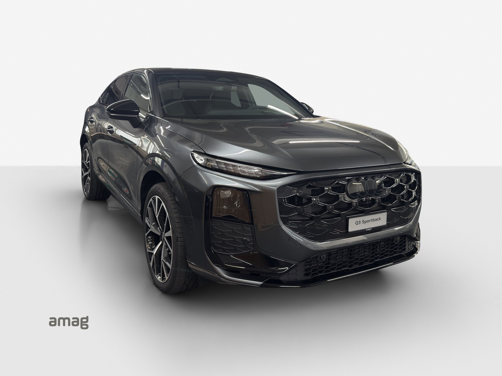 AUDI Q3 Sportback TFSI quattro 150 kW S tronic-image-5