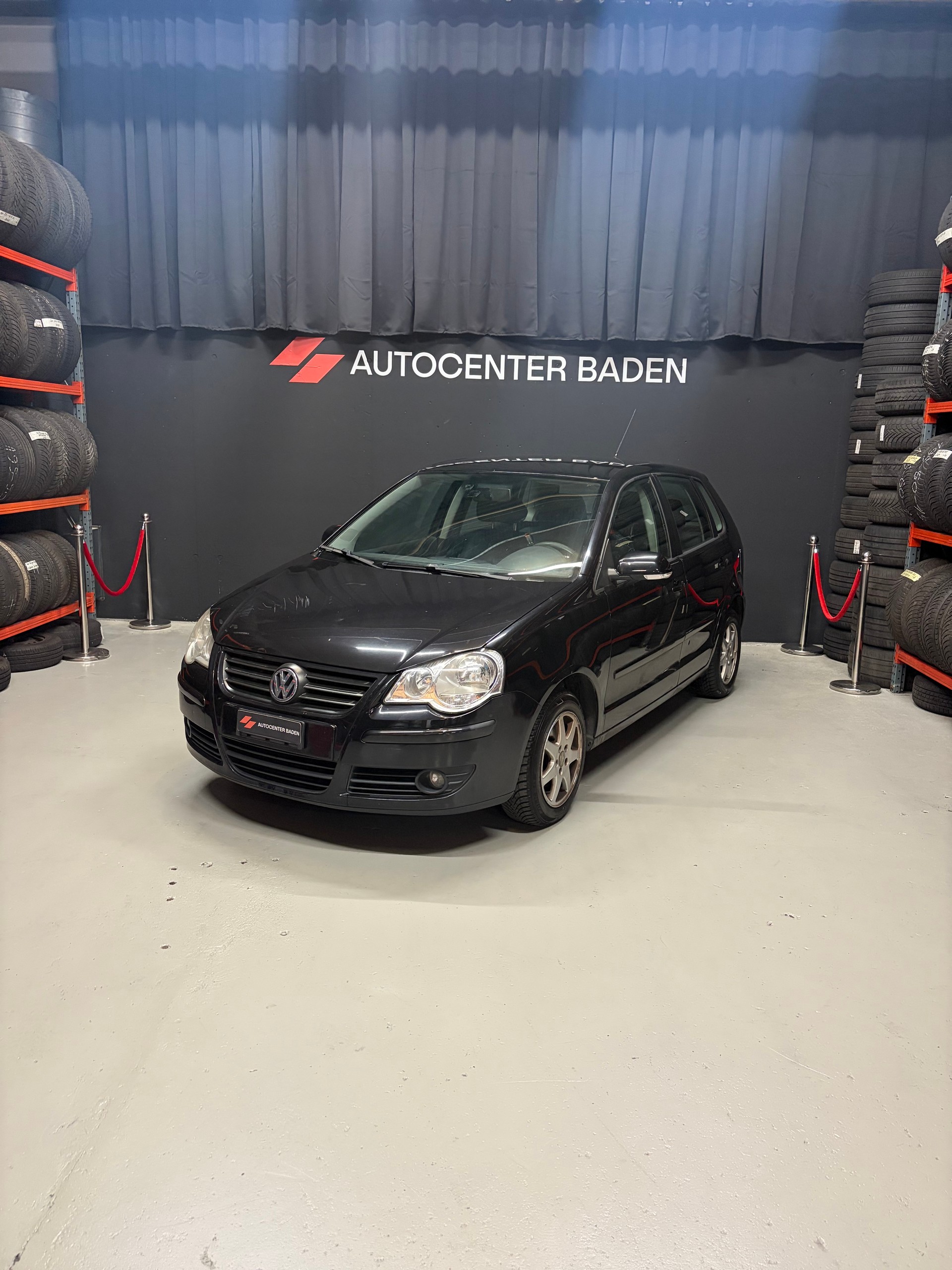 VW Polo 1.4 16V Trendline-image-0