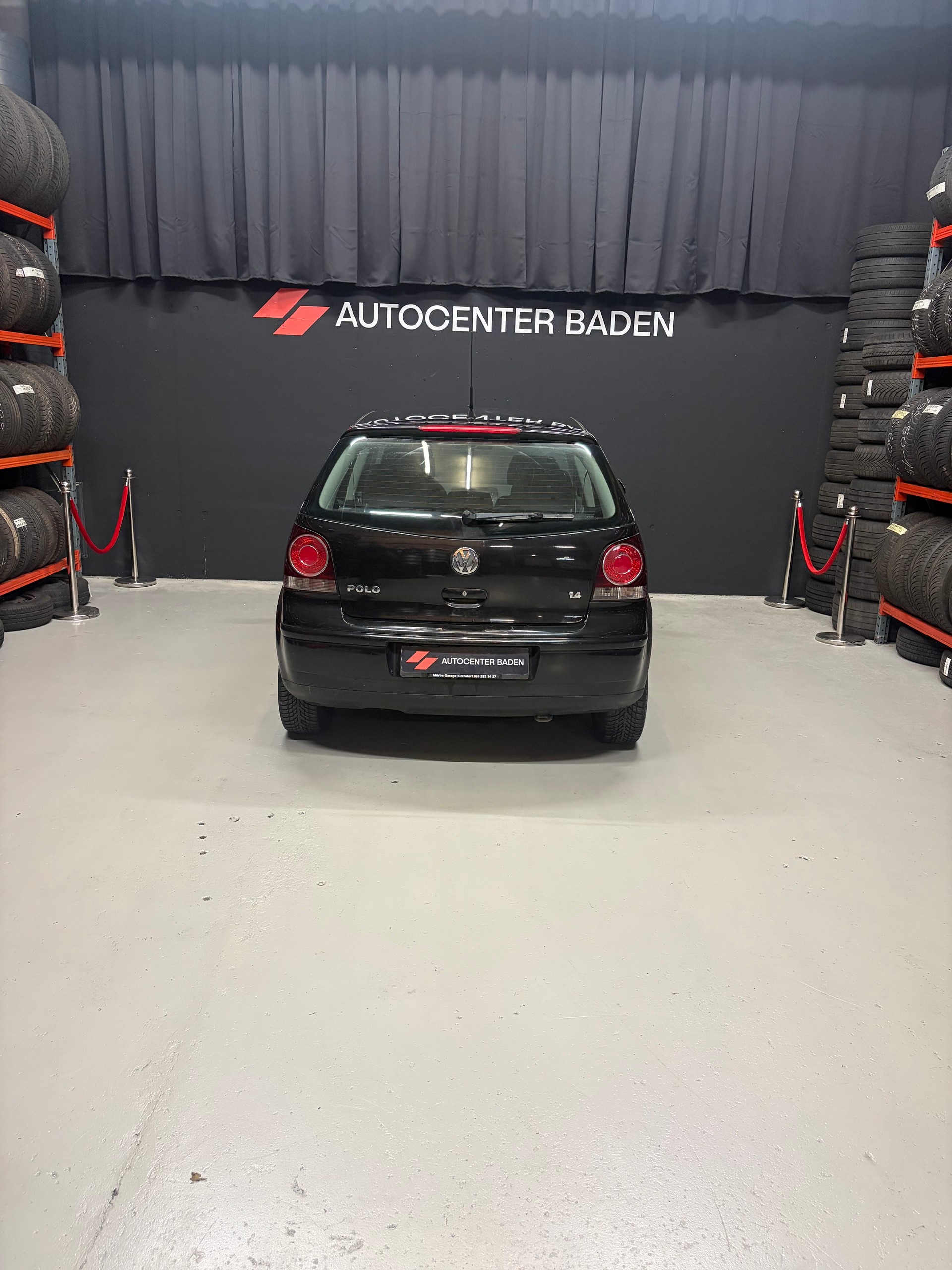 VW Polo 1.4 16V Trendline-image-5
