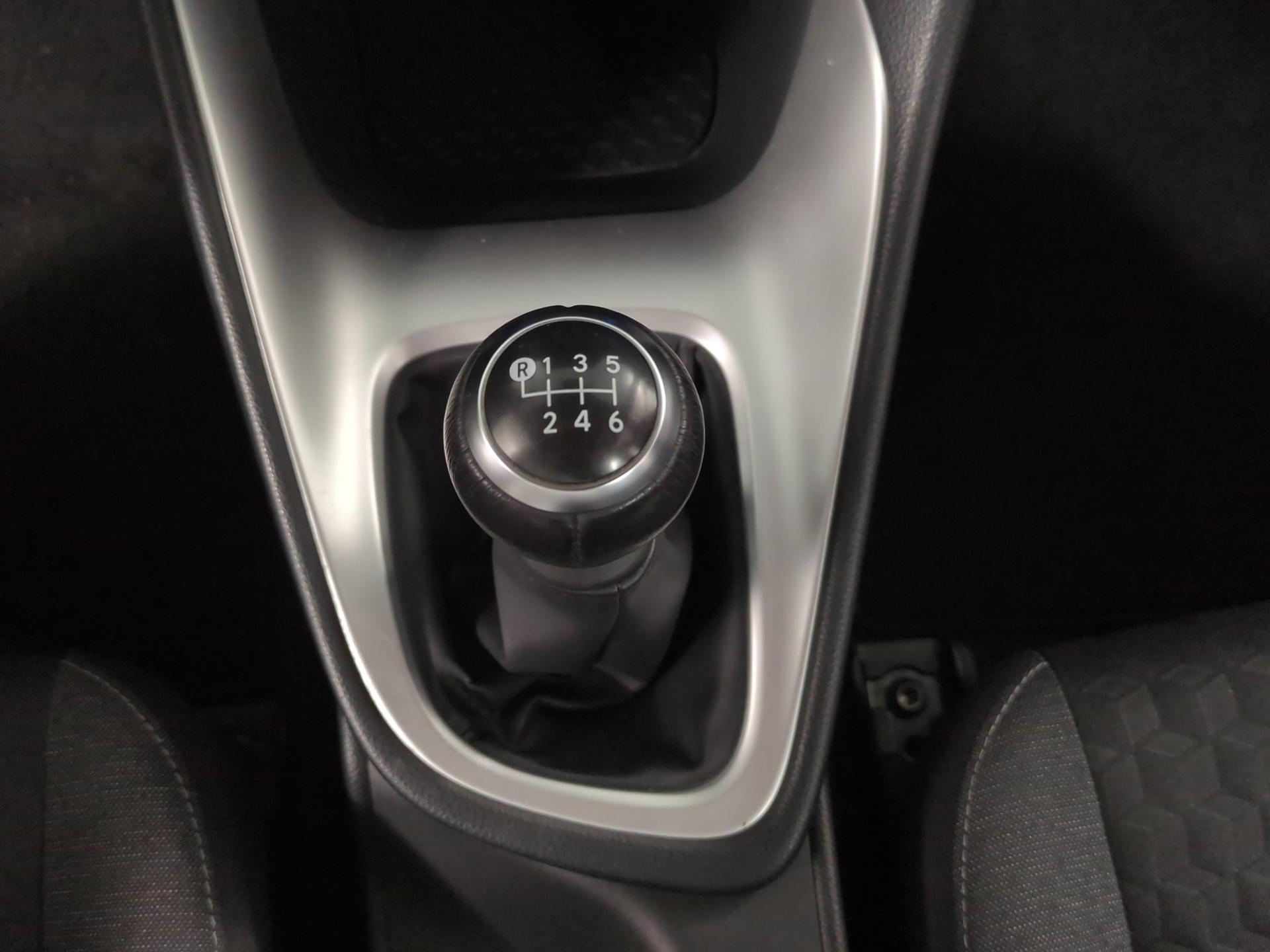 TOYOTA Yaris 1.5 Trend-image-22