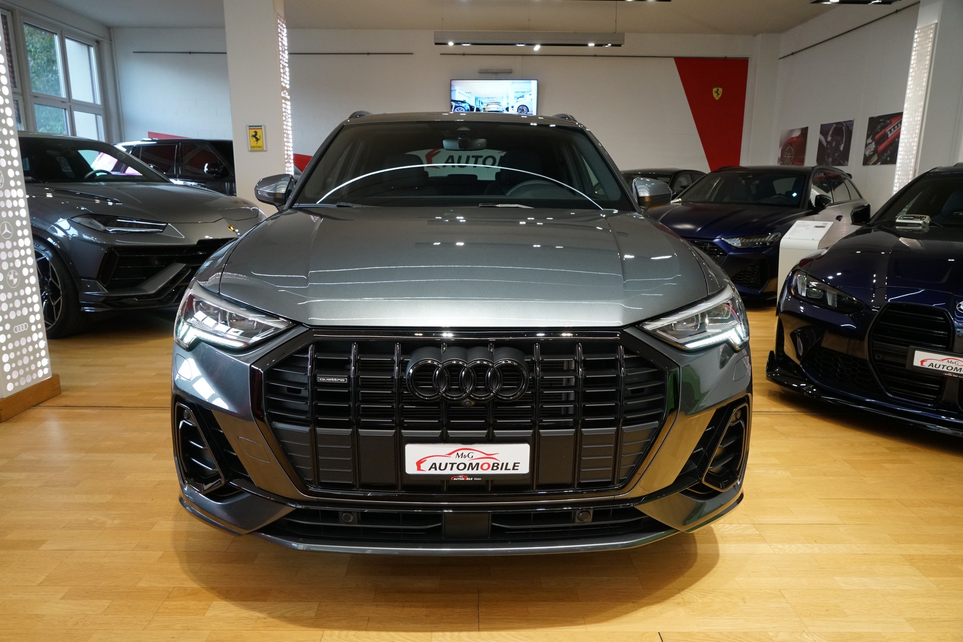 AUDI Q3 40 TFSI S line quattro S-tronic-image-1