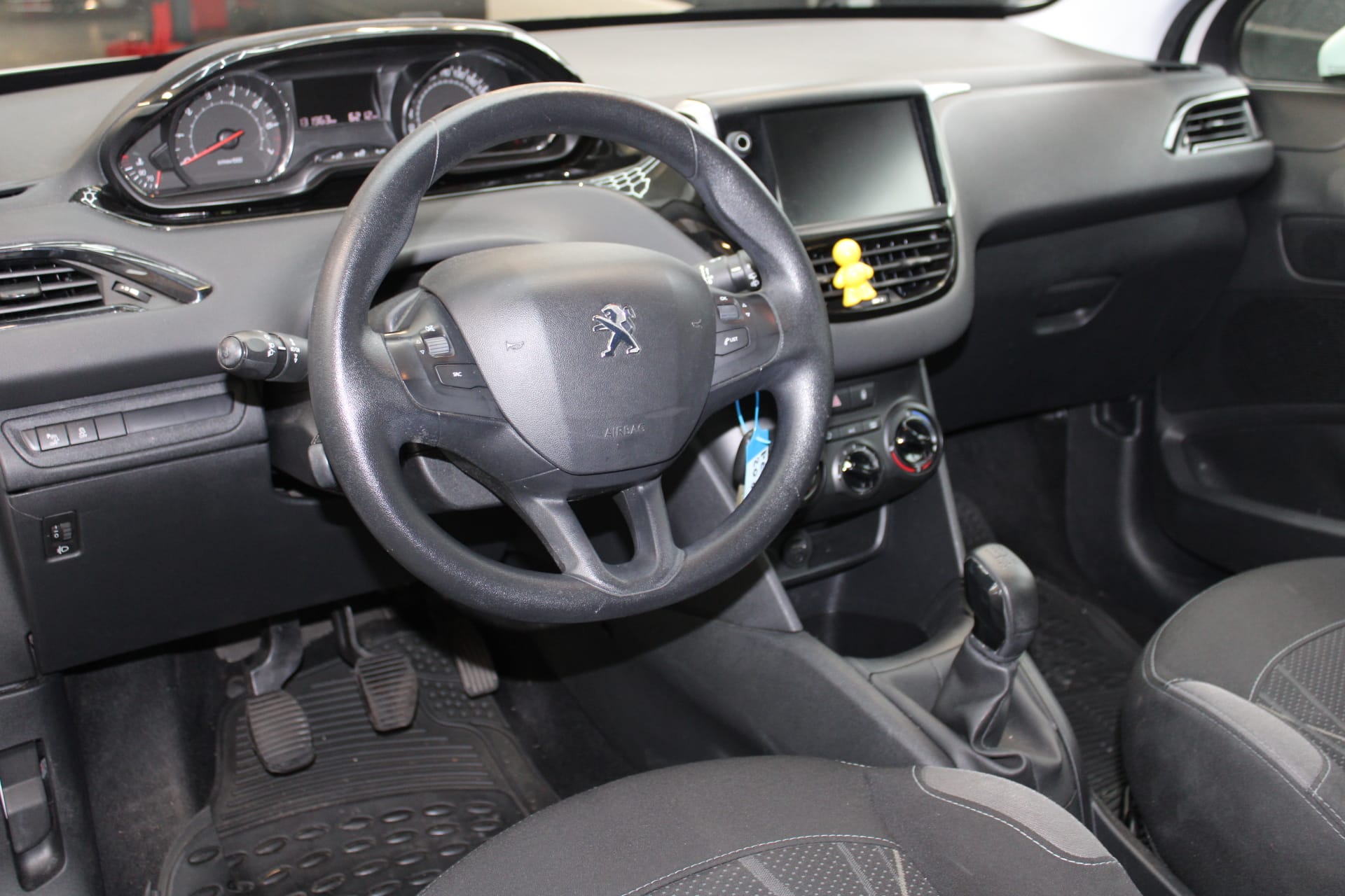 PEUGEOT 208 1.0 VTi Access-image-4