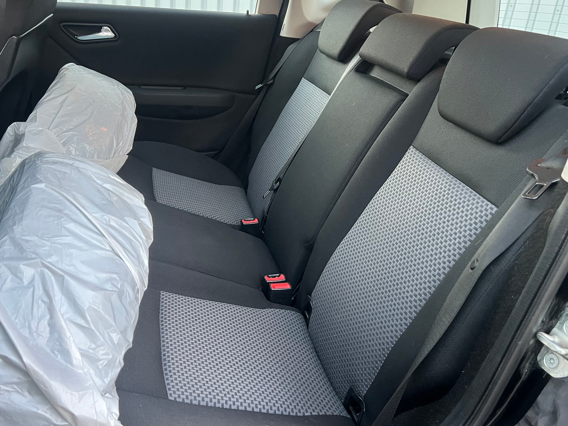 MERCEDES-BENZ A 170 Avantgarde-image-12