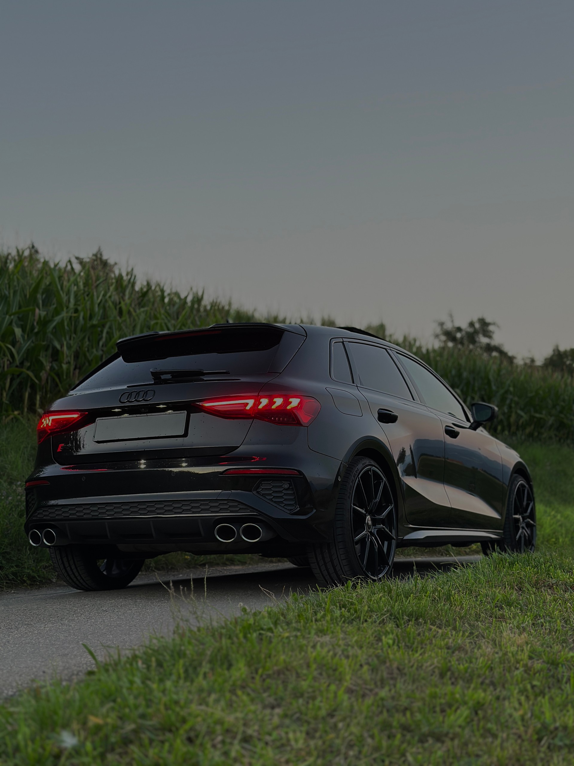AUDI 2.0 TFSI quattro S-Tronic-image-0