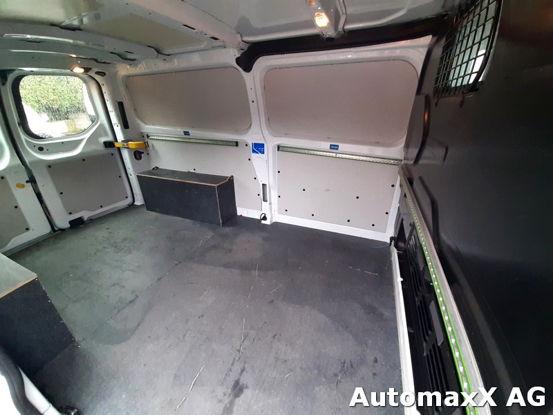 FORD Transit Custom Van 300 L2 2.0 TDCi 130 Trend-image-10